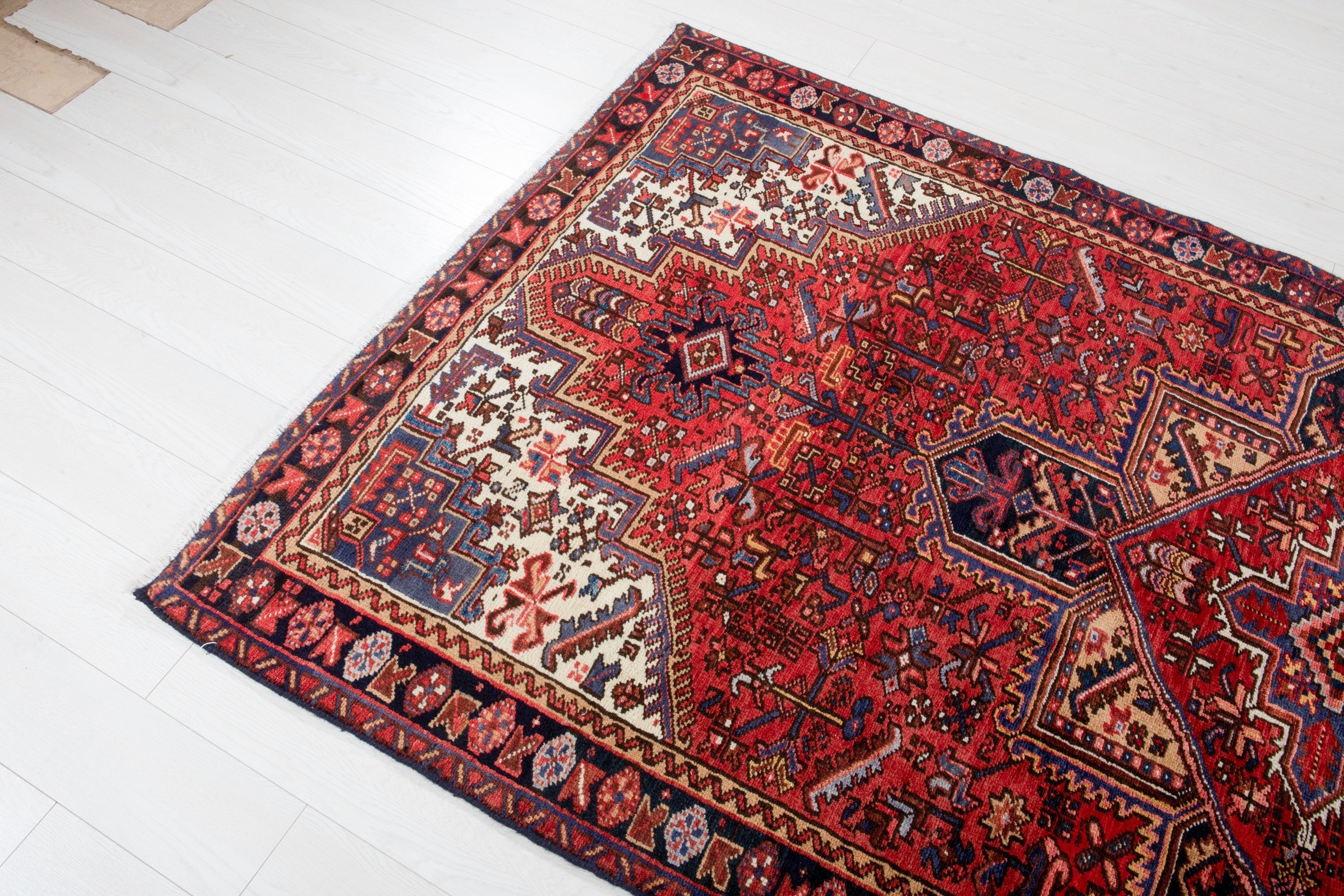 Hand-Knotted Vintage Wool Area Rug – 9' 3" x 4' 9" (281 x 145 cm) - Yasi & Fara
