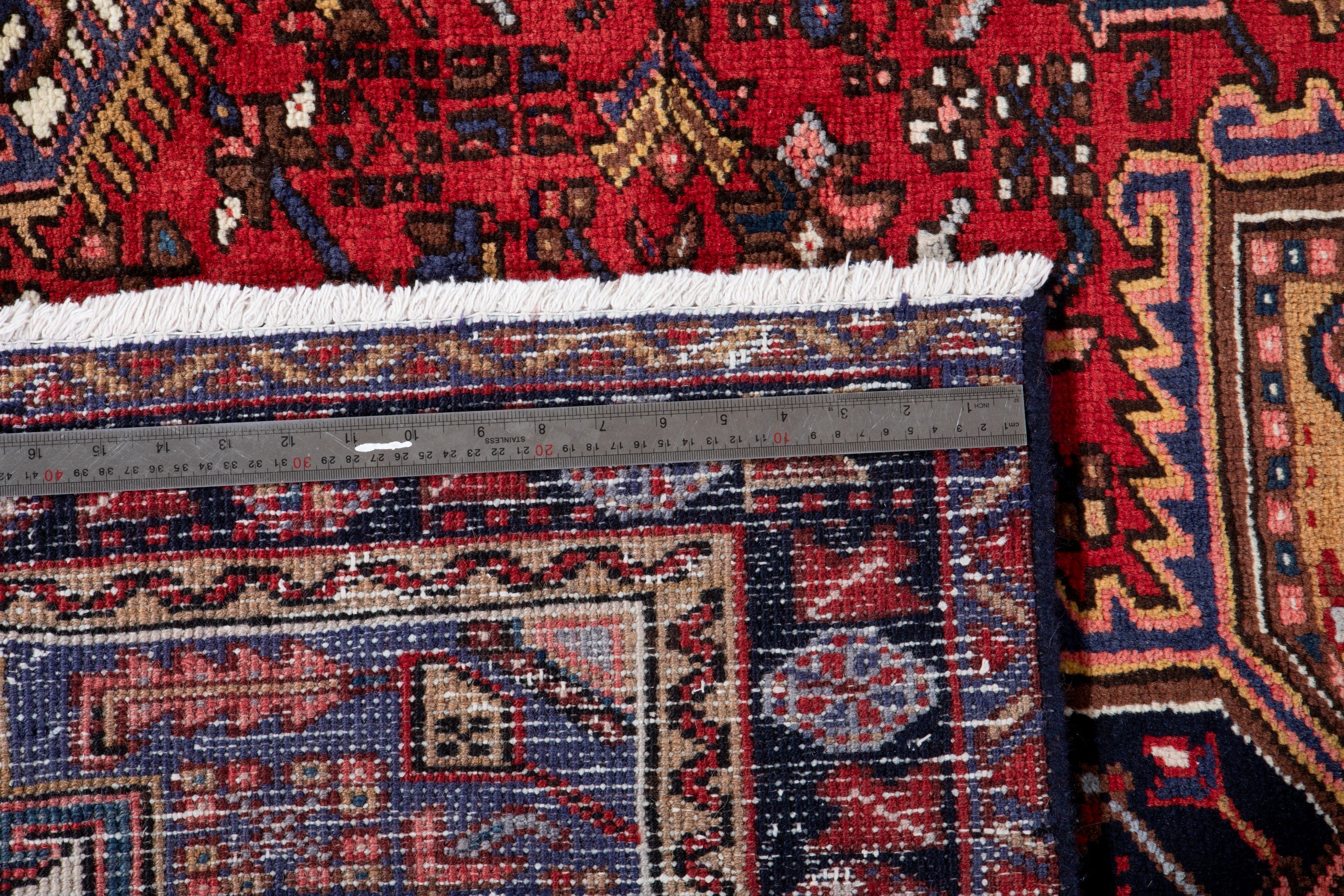 Hand-Knotted Vintage Wool Area Rug – 9' 3" x 4' 9" (281 x 145 cm) - Yasi & Fara