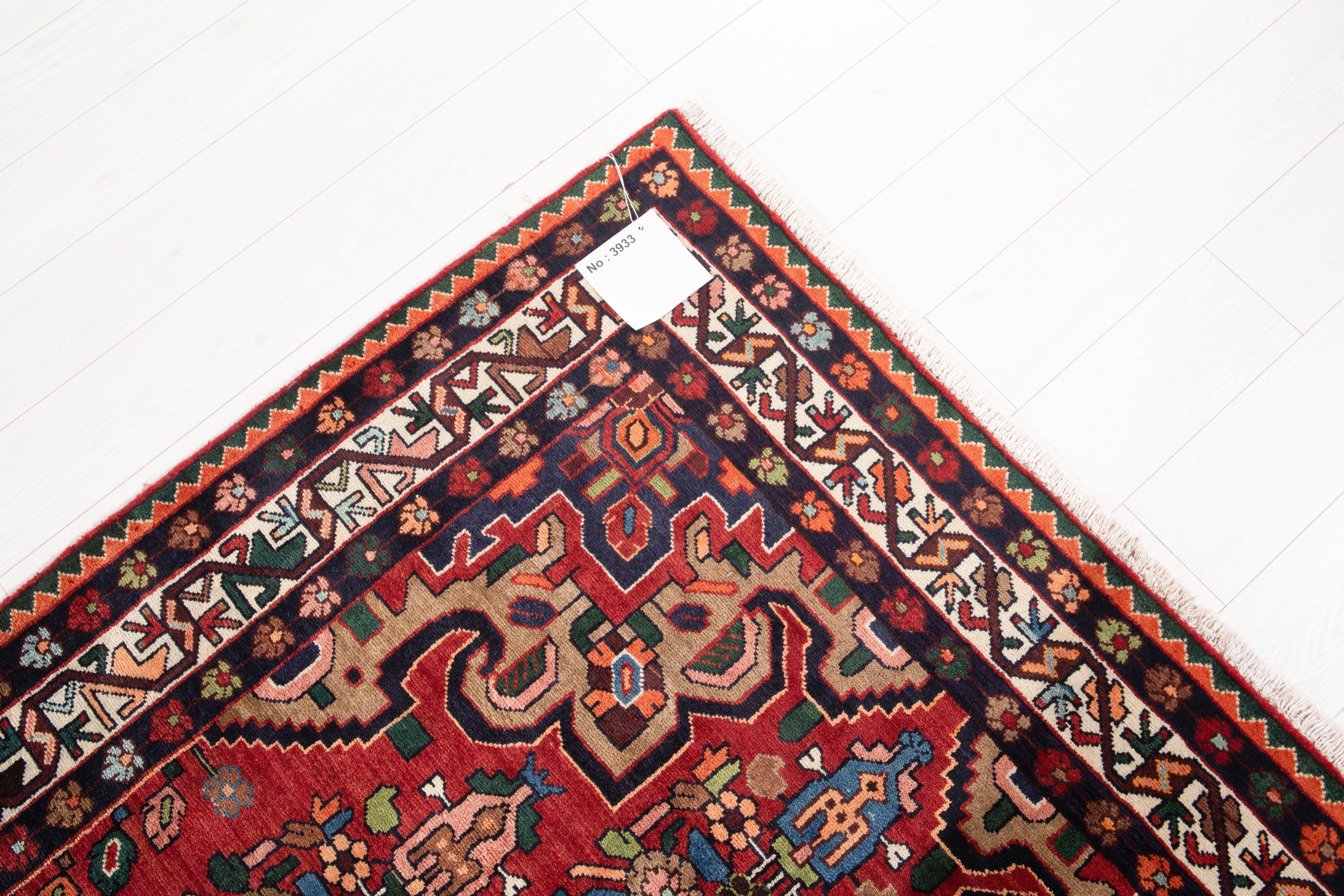 Hand-Knotted Vintage Wool Area Rug – 9' 1" x 5' (277 x 152 cm) - Yasi & Fara