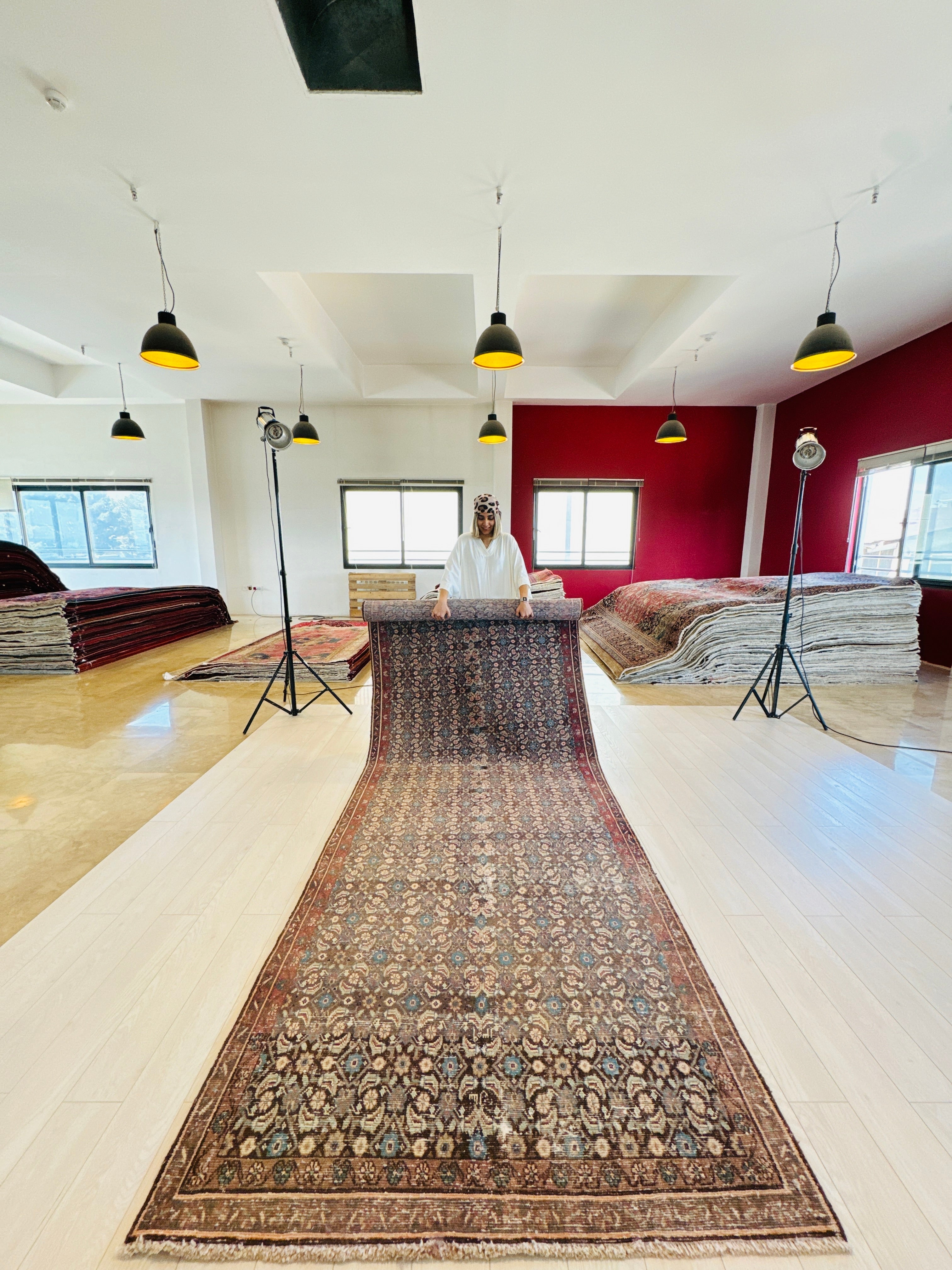 Hand-Knotted Vintage Wool Runner Rug – 13' 10" x 4' 7" (423 × 140 cm) - Yasi & Fara