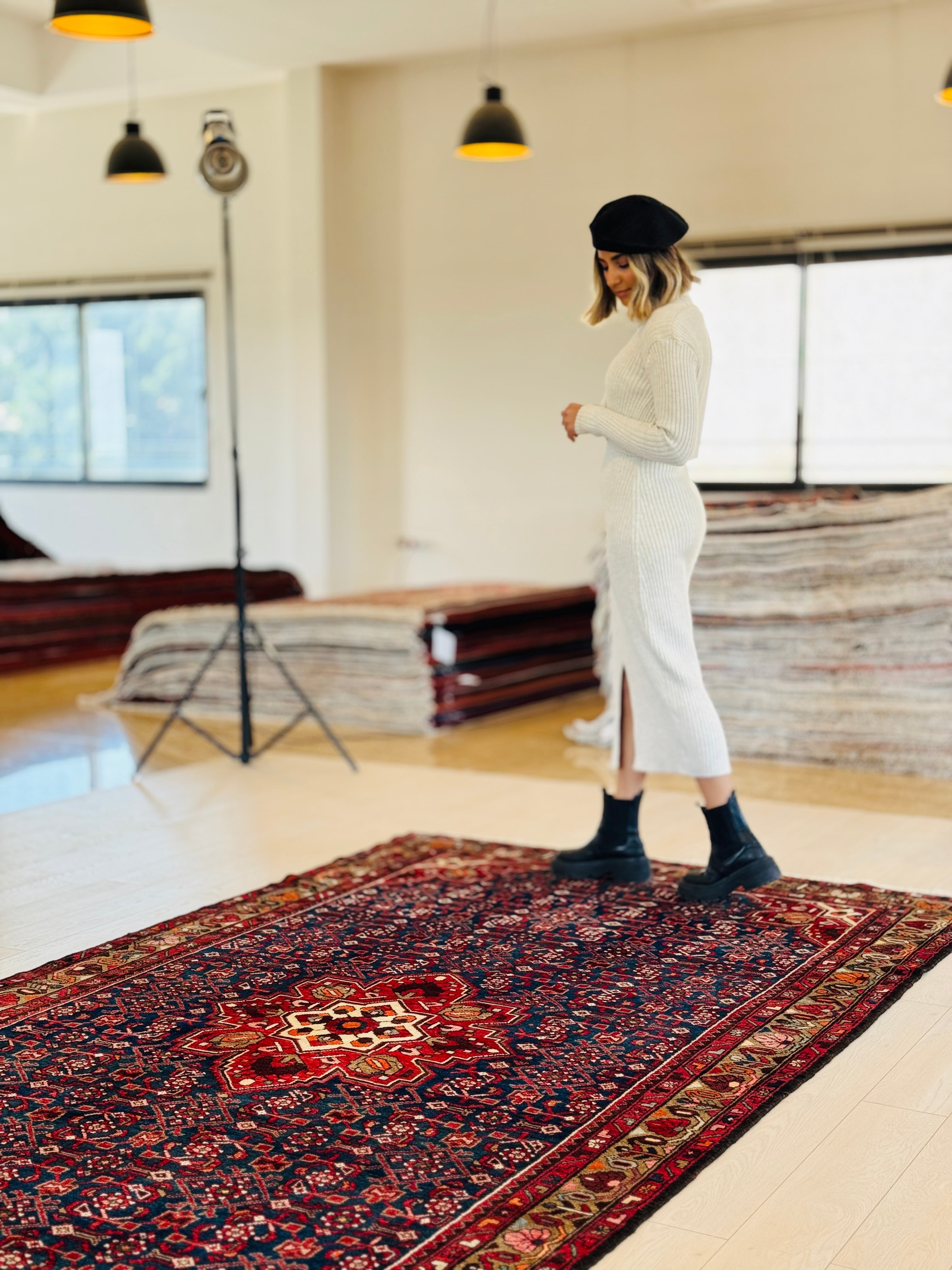 Hand-Knotted Vintage Wool Area Rug – 10' 4" x 5' 5" (316 x 165 cm) - Yasi & Fara
