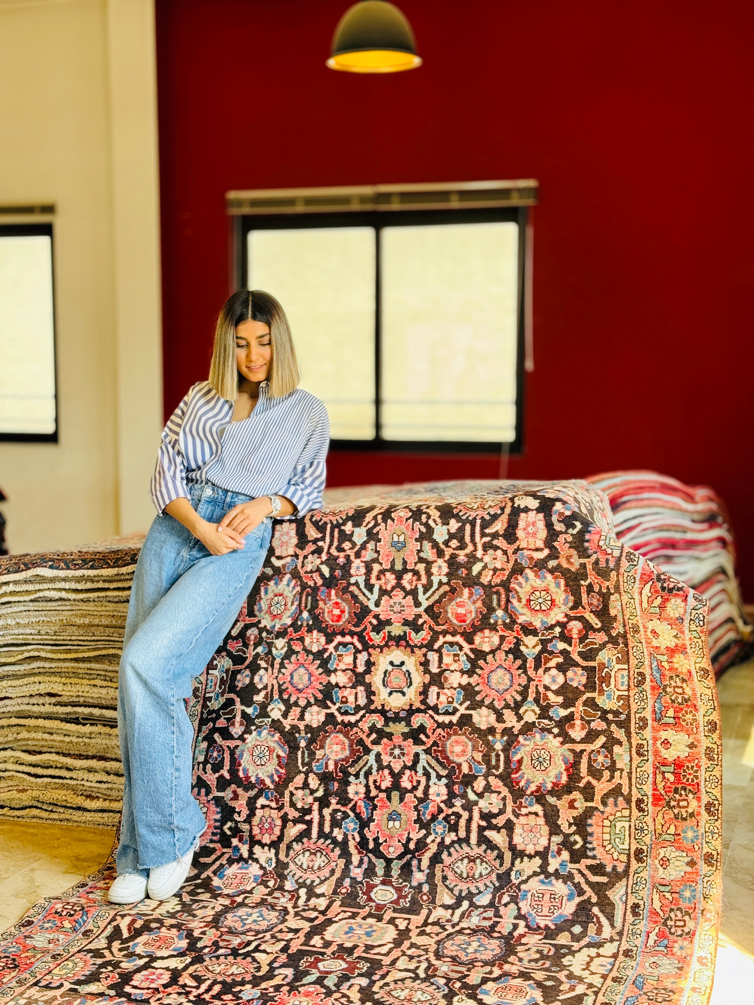 Hand-Knotted Vintage Wool Area Rug – 10' 4" x 5' 5" (315 x 165 cm) - Yasi & Fara