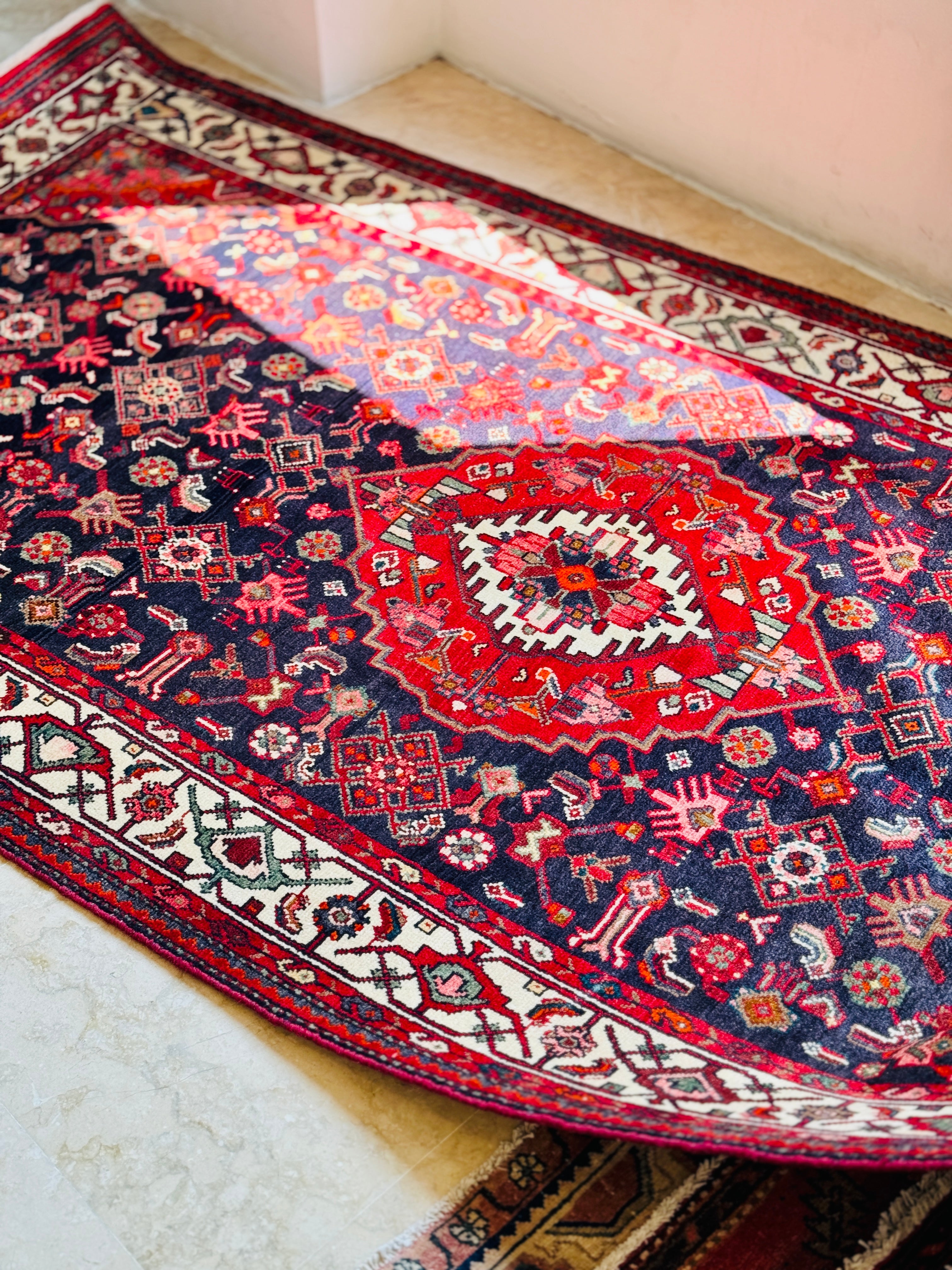 Hand-Knotted Vintage Wool Area Rug – 10' x 5' (305 × 151 cm) - Yasi & Fara