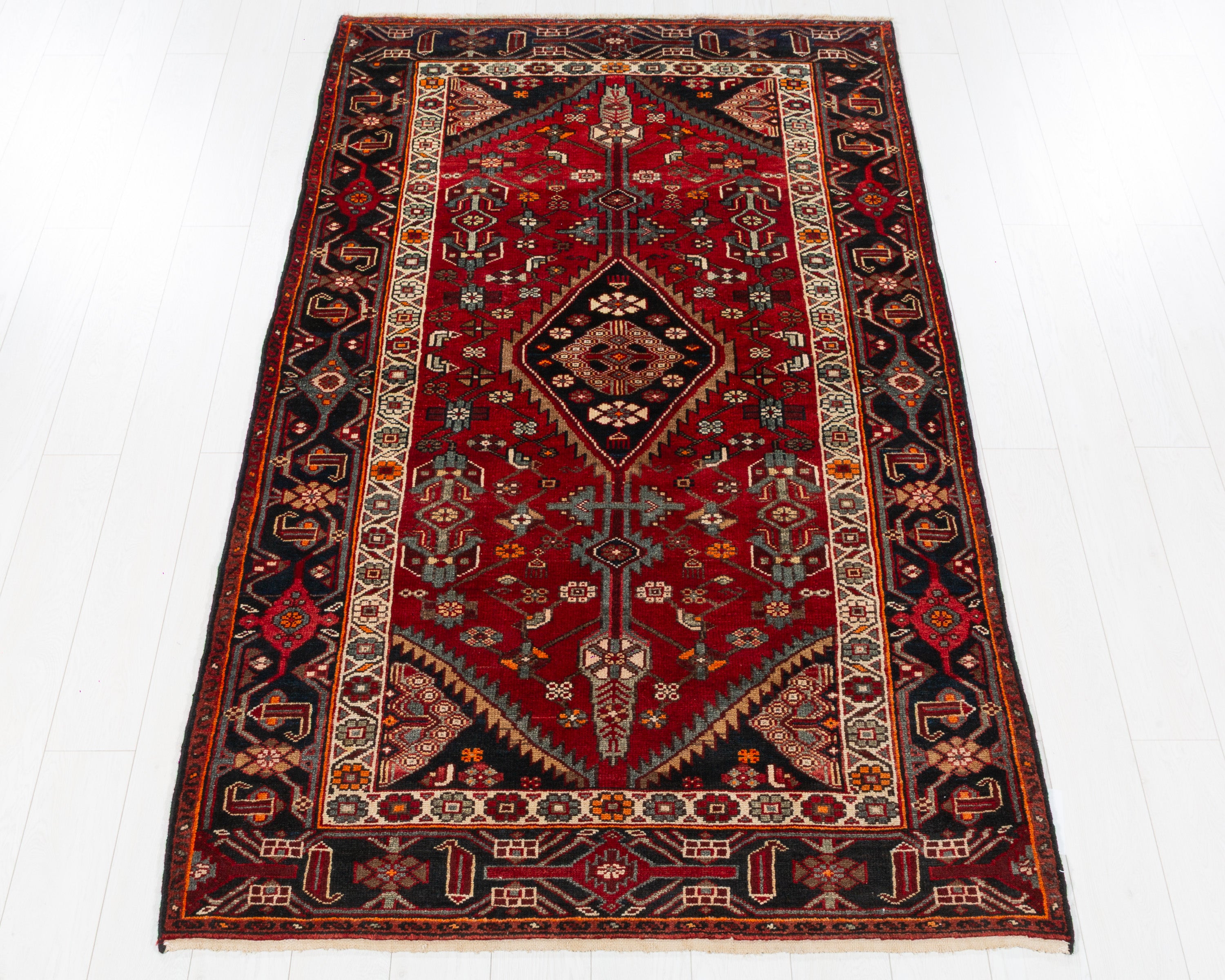 Vintage Zanjan Red hand-knotted wool rug, SKU 5625