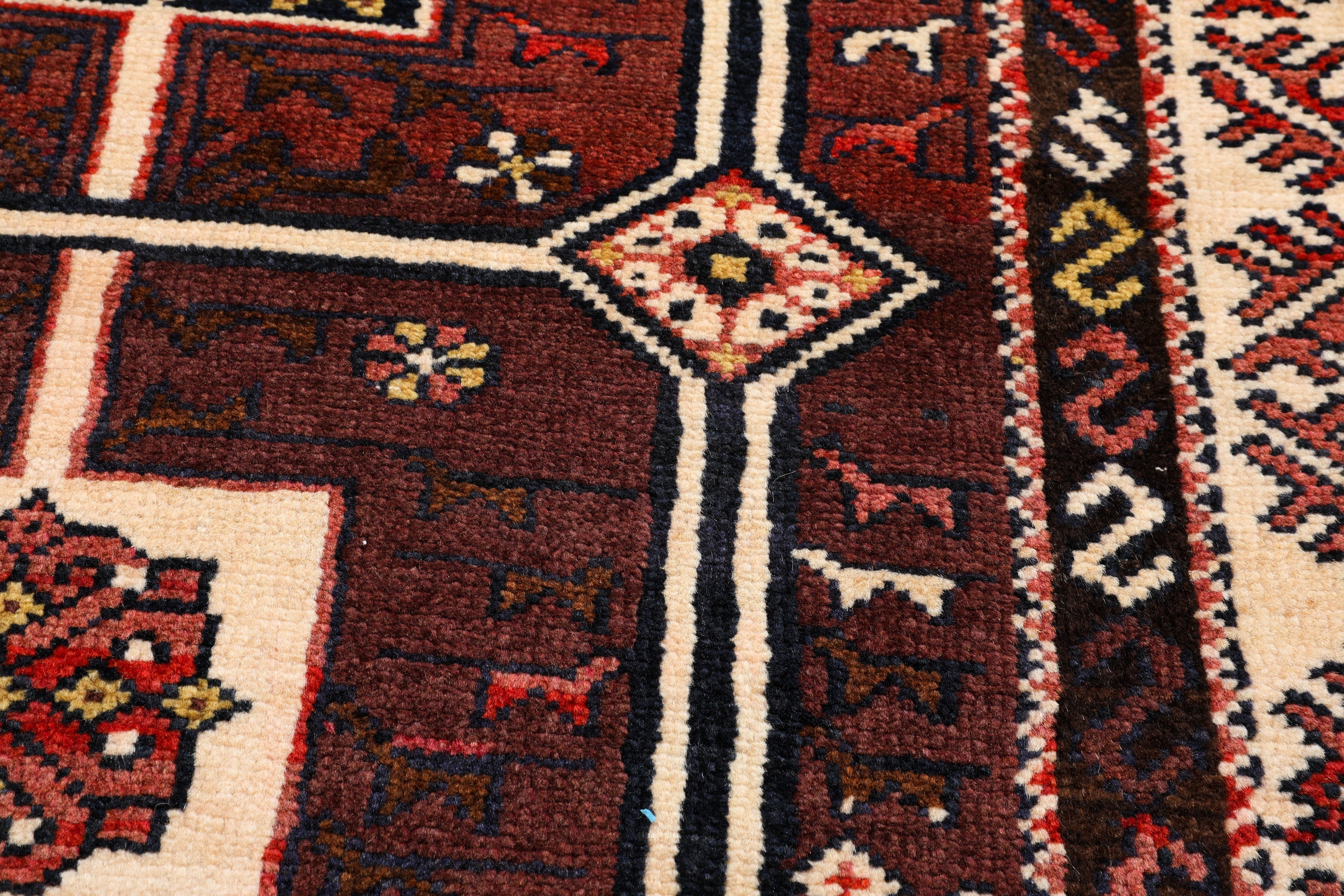 Hand-Knotted Vintage Wool Area Rug – 7' 1" x 4' 8" (215 x 142 cm) - Yasi & Fara