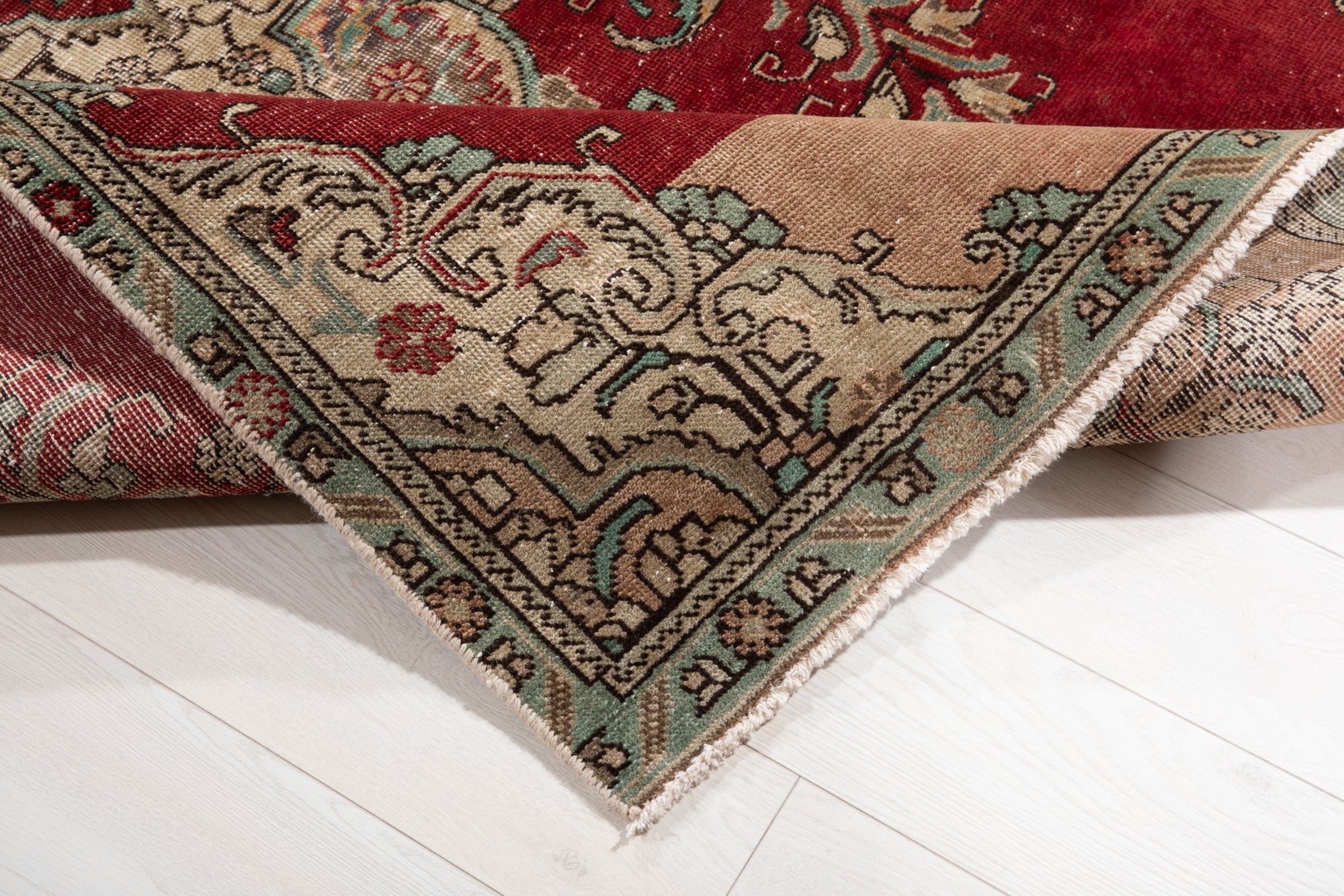 Hand-Knotted Vintage Wool Area Rug – 7' 10" x 4' 11" (240 × 150 cm) - Yasi & Fara
