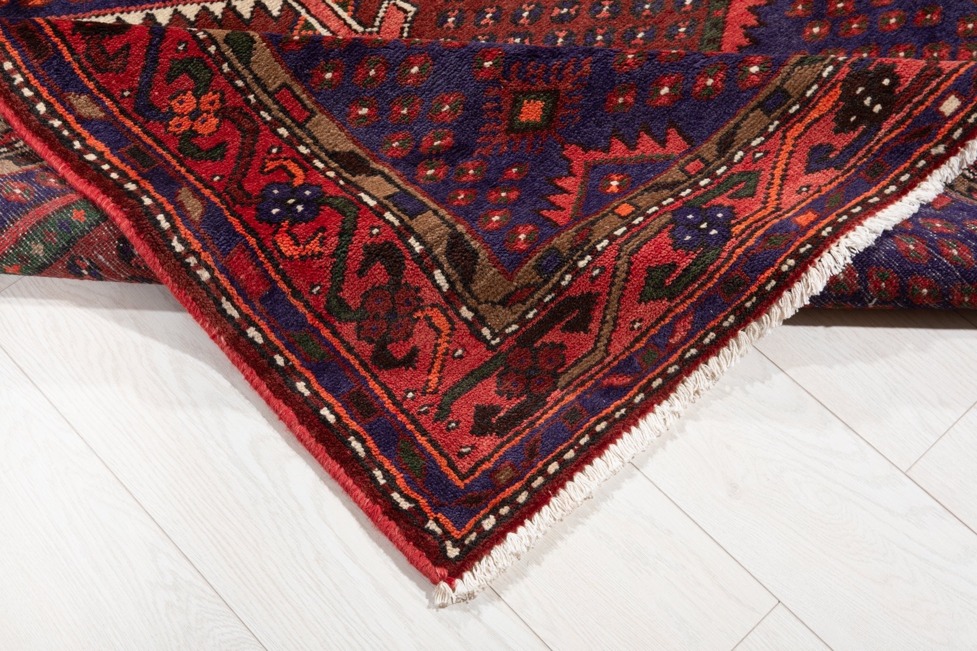 Hand-Knotted Vintage Wool Area Rug – 7' 6" x 4' 3" (229 × 130 cm) - Yasi & Fara