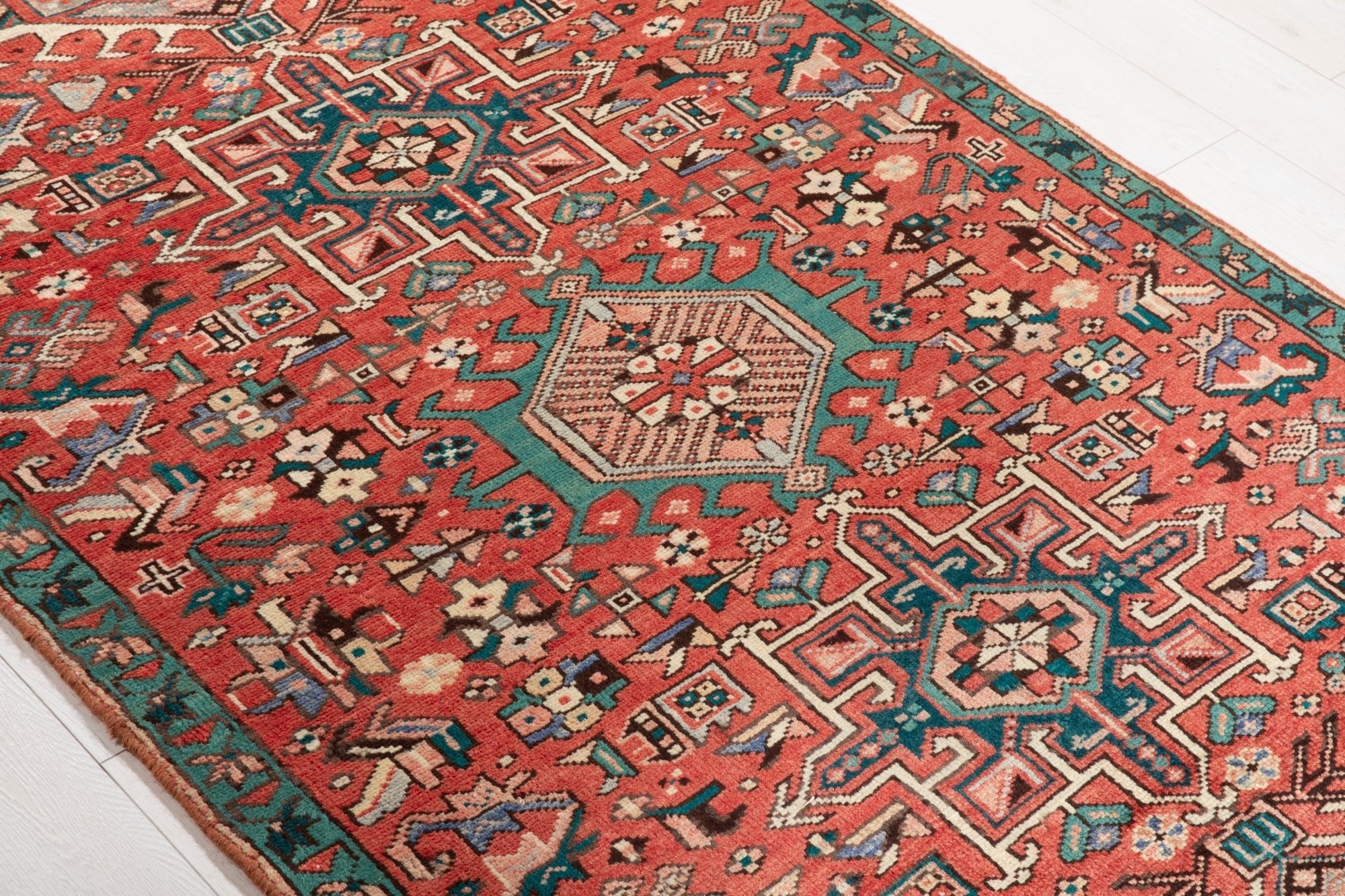 Hand-Knotted Vintage Wool Runner Rug – 9' 6" x 3' 10" (290 × 116 cm) - Yasi & Fara