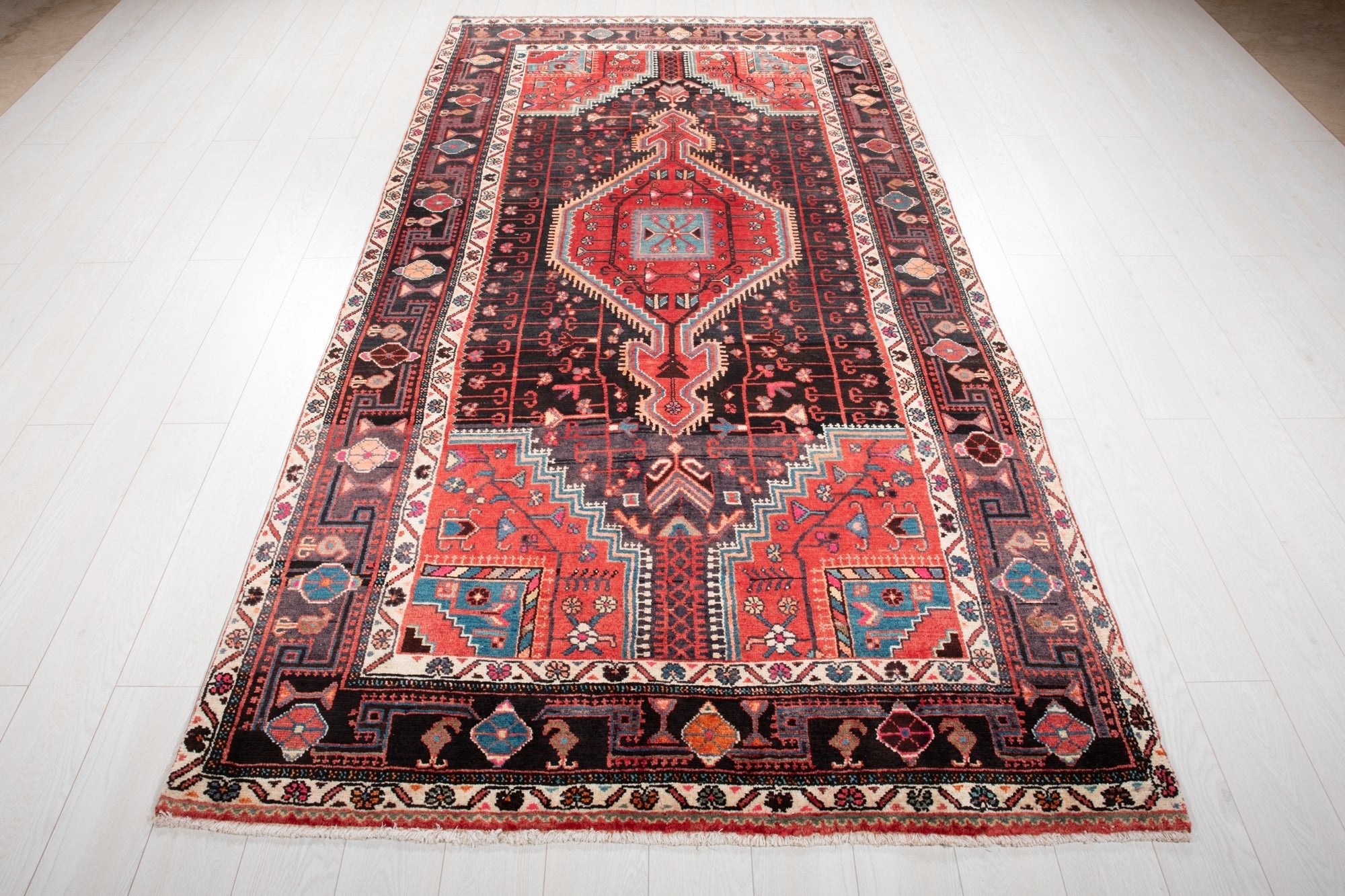 Hand-Knotted Vintage Wool Area Rug – 9' 8" x 5' (295 × 152 cm) - Yasi & Fara