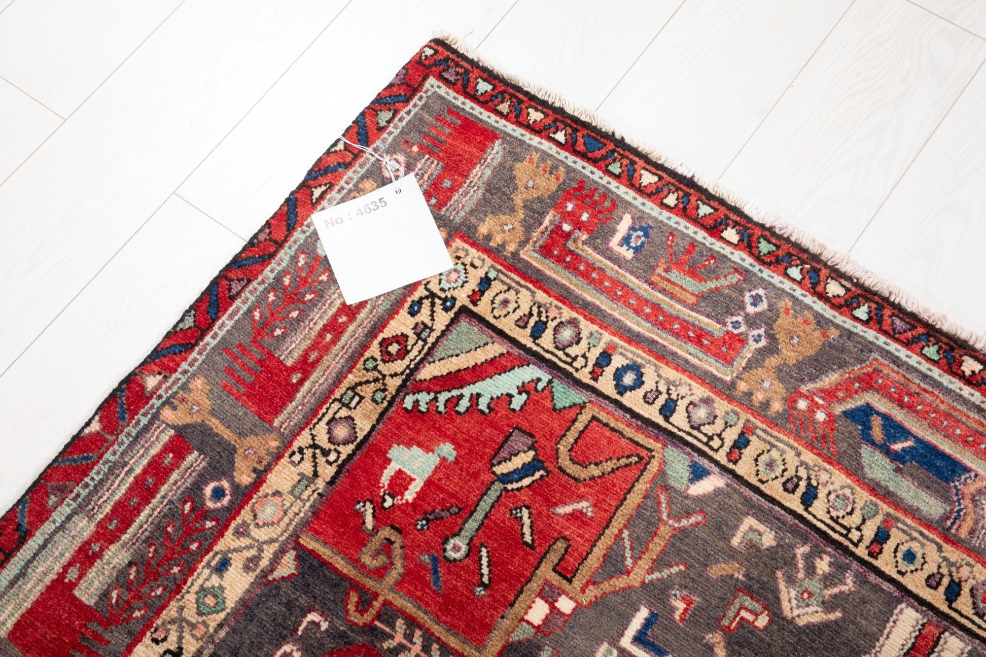 Hand-Knotted Vintage Wool Area Rug – 8' 10" x 4' 9" (270 × 145 cm) - Yasi & Fara