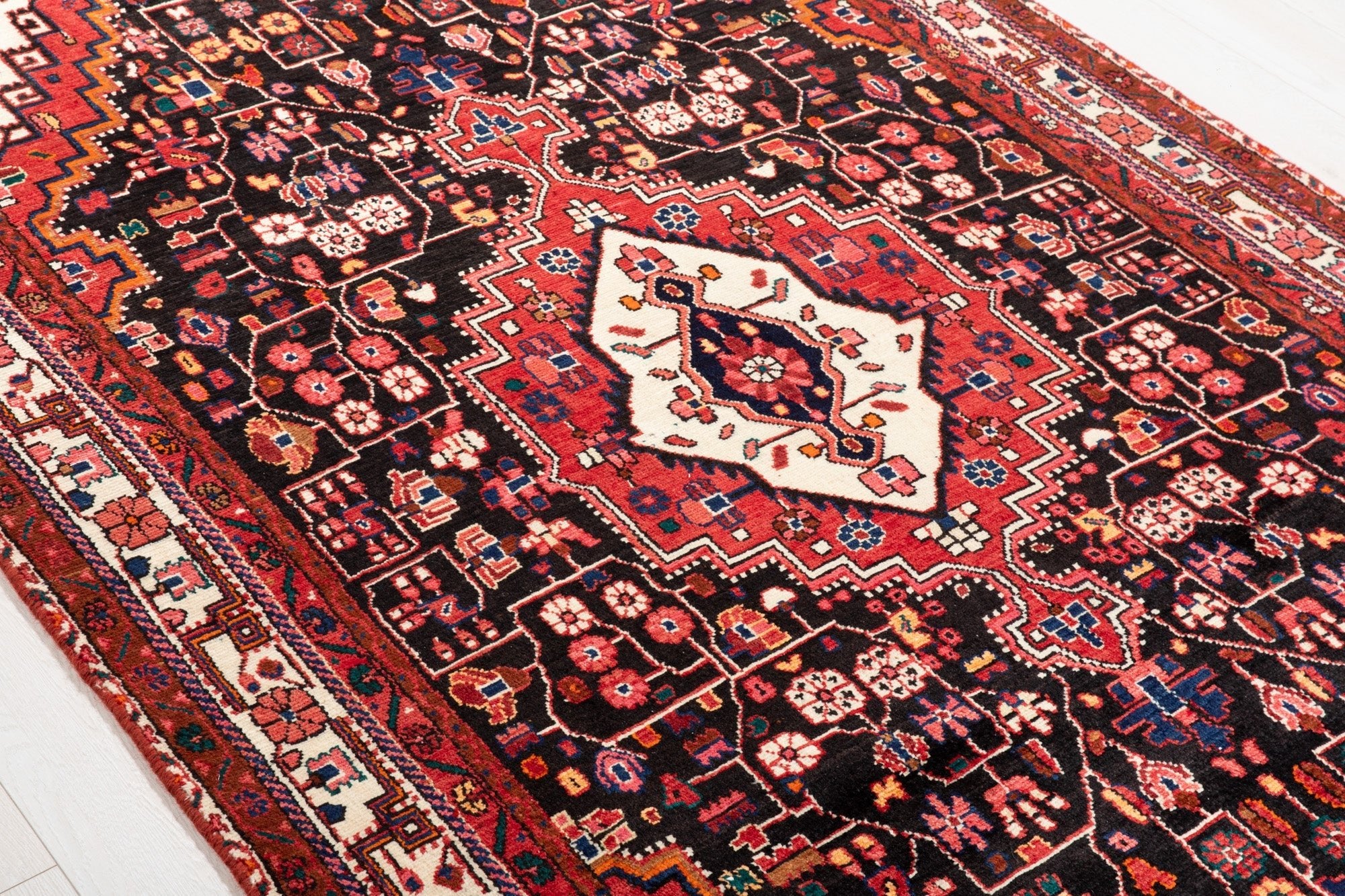 Hand-Knotted Vintage Wool Area Rug – 8' 9" x 4' 11" (267 x 150 cm) - Yasi & Fara