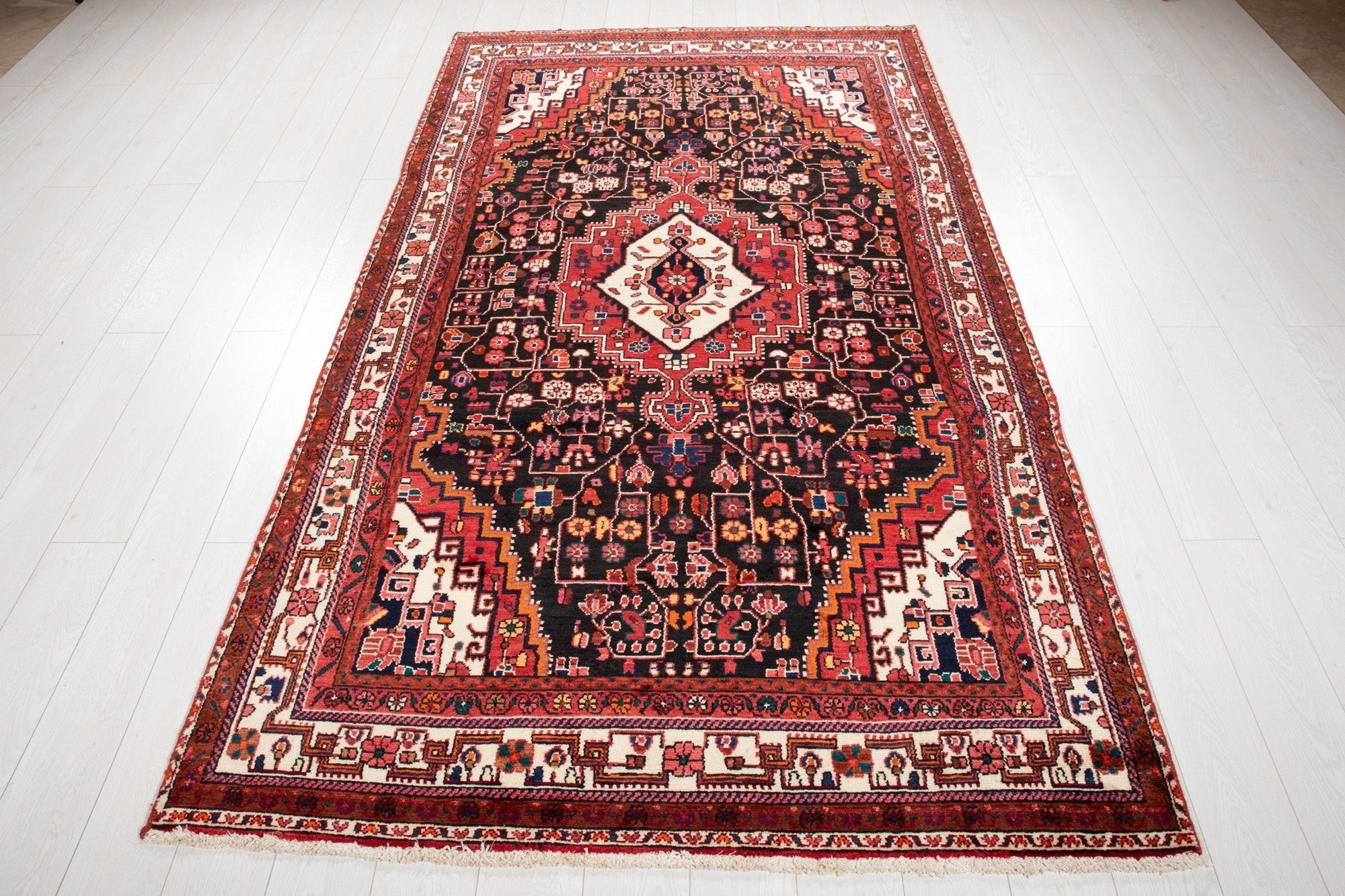 Hand-Knotted Vintage Wool Area Rug – 8' 9" x 4' 11" (267 x 150 cm) - Yasi & Fara