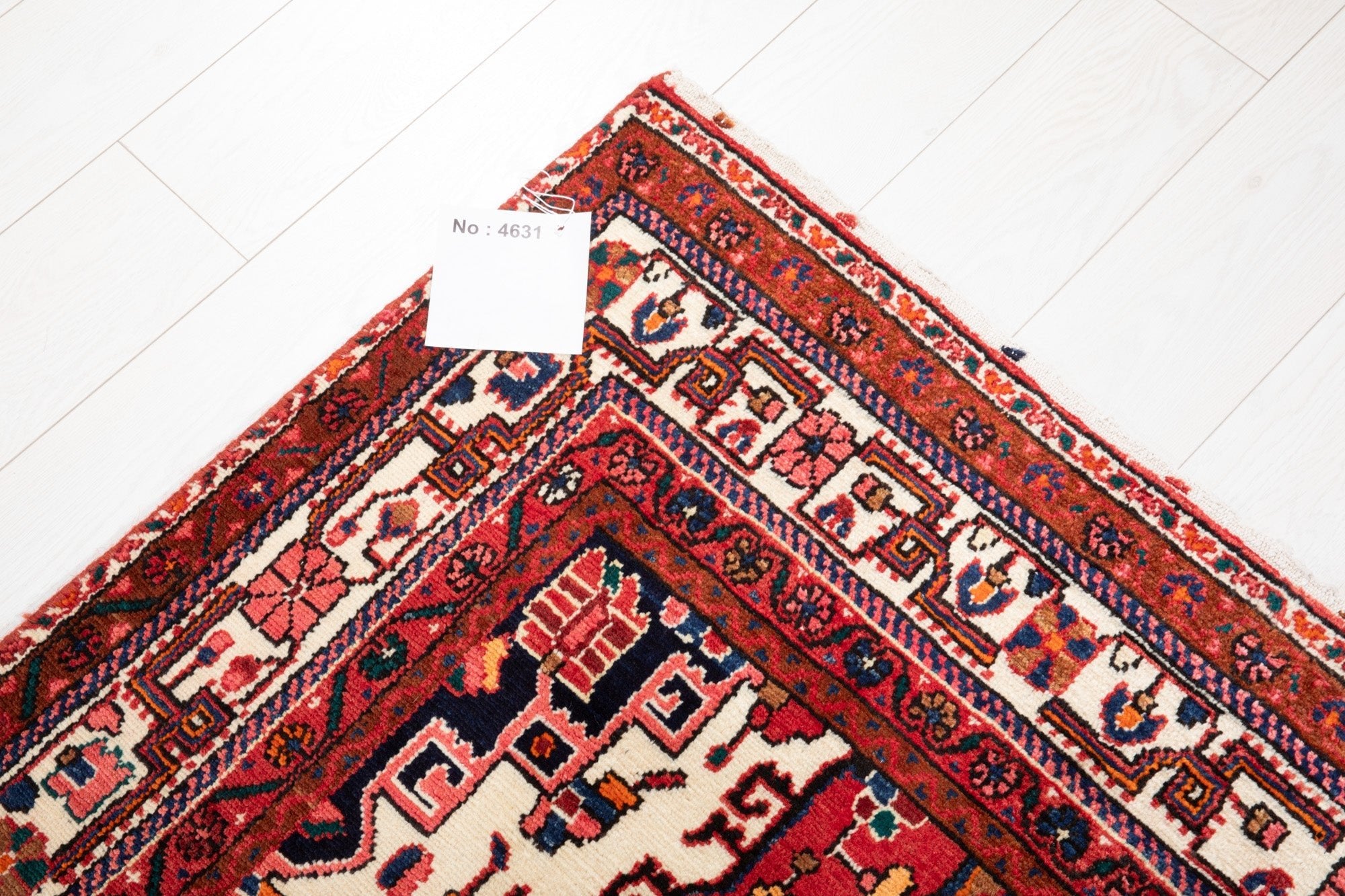 Hand-Knotted Vintage Wool Area Rug – 8' 9" x 4' 11" (267 x 150 cm) - Yasi & Fara