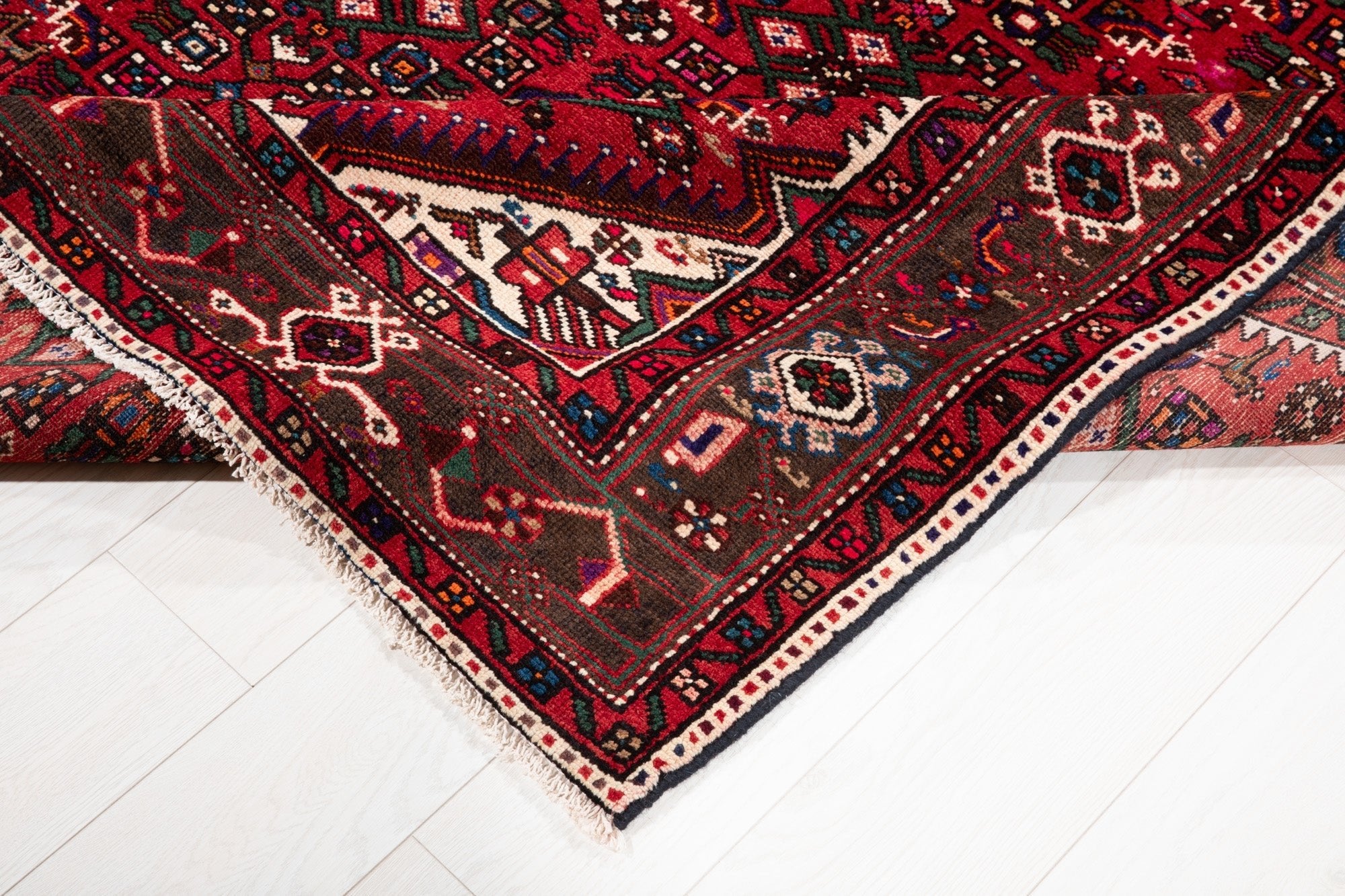Hand-Knotted Vintage Wool Area Rug – 10' 6" x 5' 3" (319 x 160 cm) - Yasi & Fara