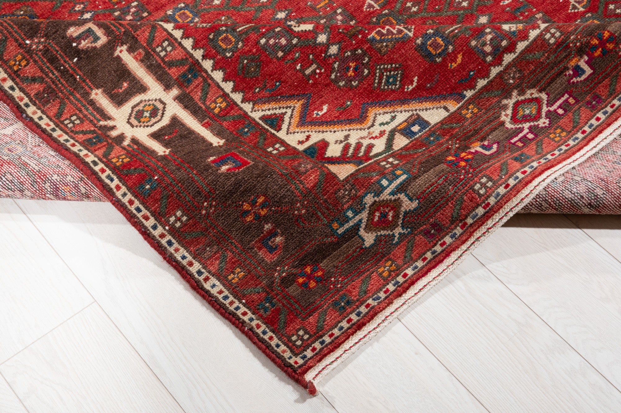 Hand-Knotted Vintage Wool Area Rug – 10' 6" x 5' 10" (321 x 178 cm) - Yasi & Fara