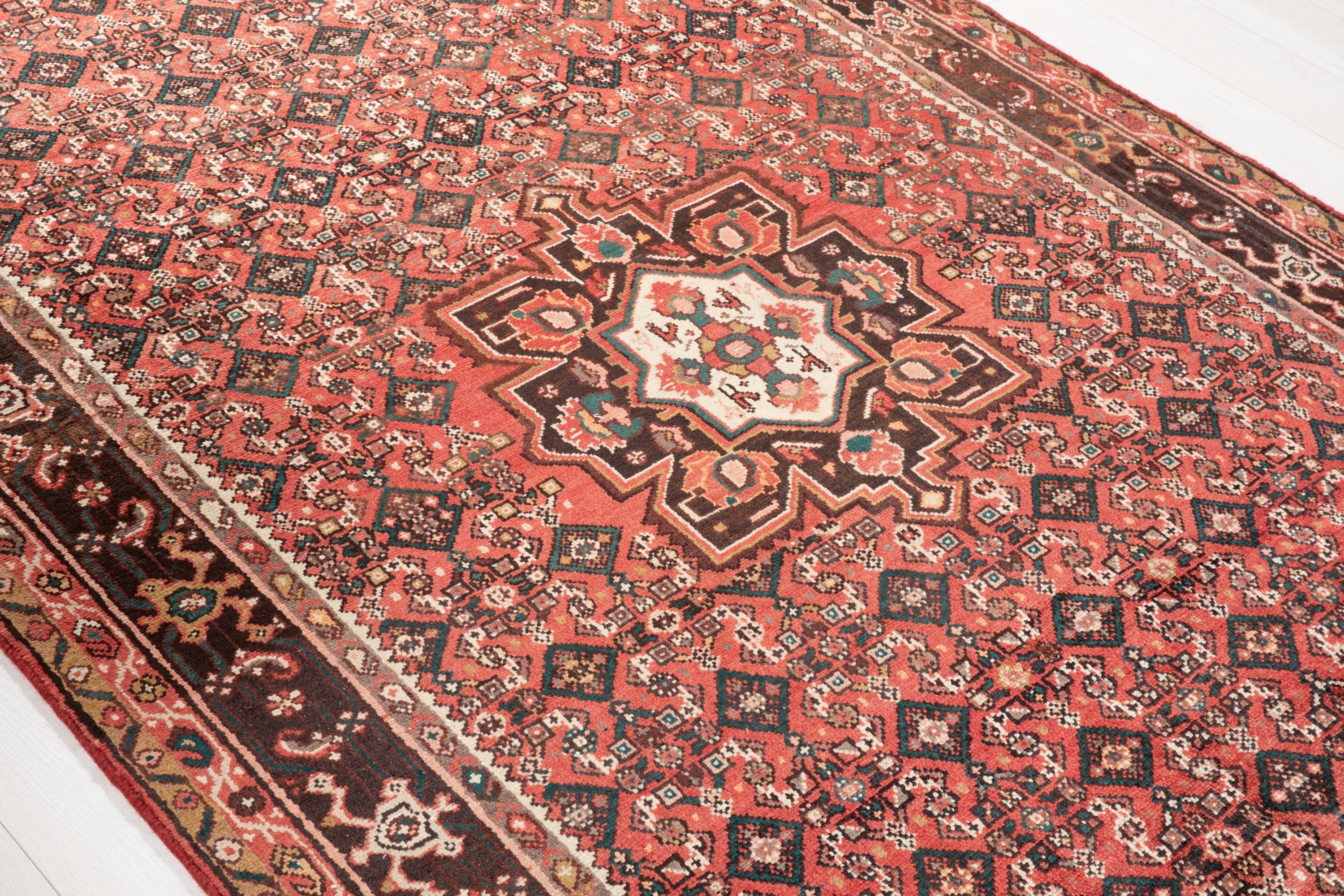 Hand-Knotted Vintage Wool Area Rug – 9' 8" x 5' 5" (295 x 165 cm) - Yasi & Fara