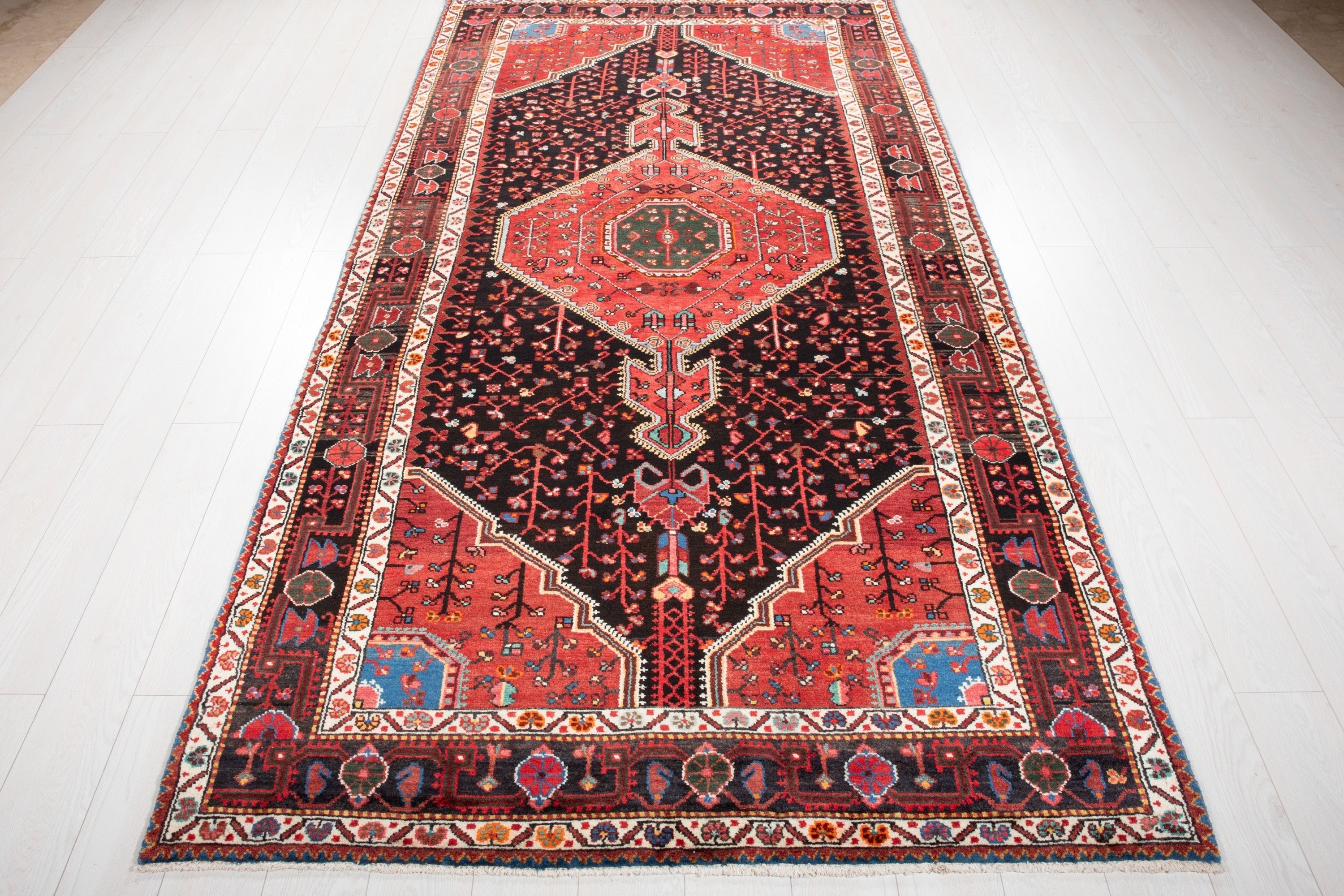 Hand-Knotted Vintage Wool Area Rug – 9' 10" x 5' 1" (301 x 154 cm) - Yasi & Fara