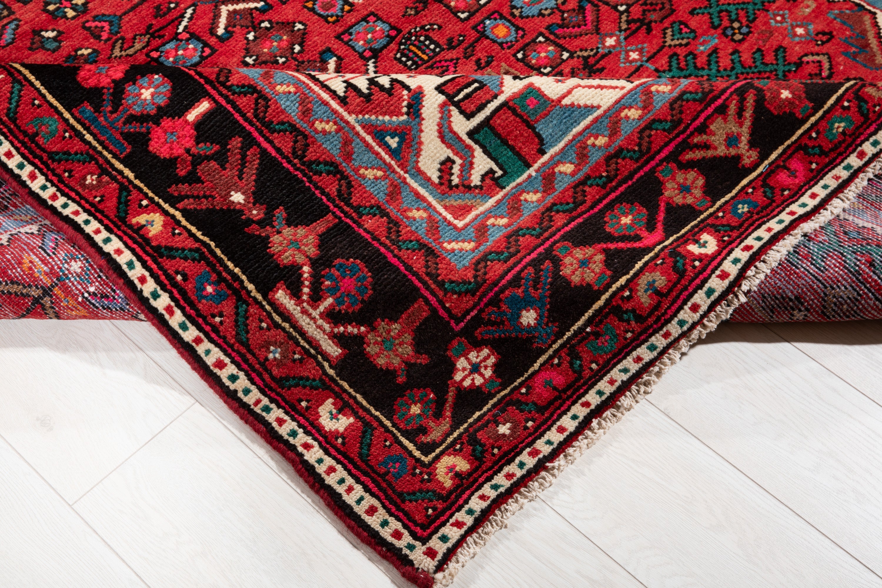 Hand-Knotted Vintage Wool Area Rug – 9' 10" x 5' 3" (300 x 161 cm) - Yasi & Fara