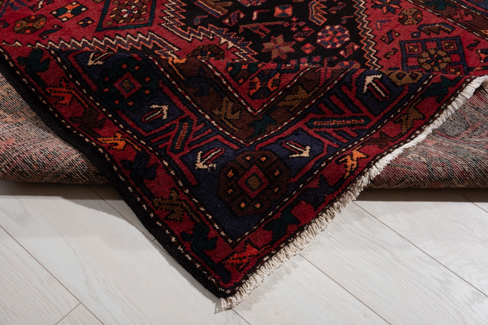 Hand-Knotted Vintage Wool Area Rug – 8' 11" x 5' 1" (271 × 154 cm) - Yasi & Fara