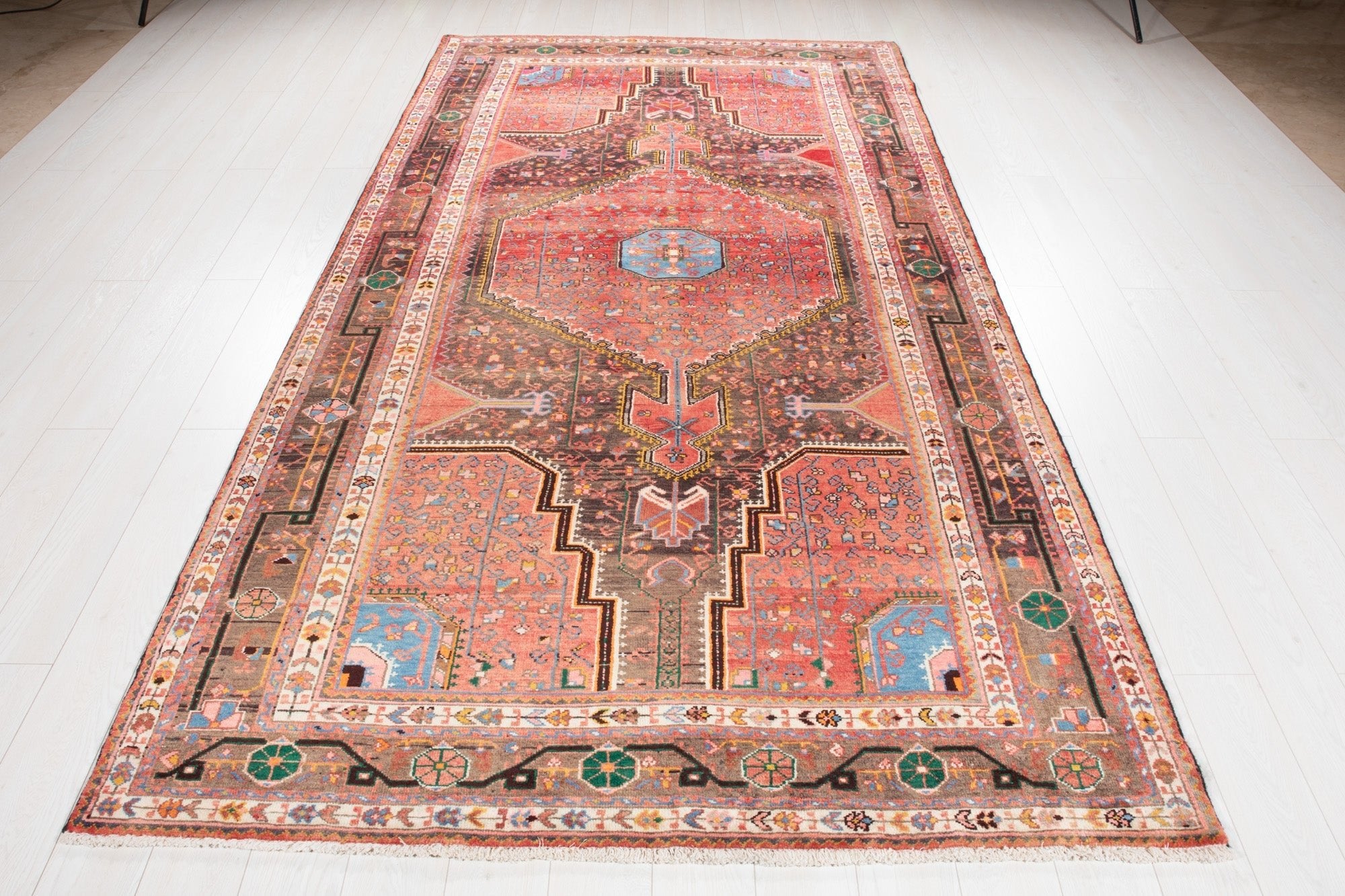 Hand-Knotted Vintage Wool Area Rug – 10' 8" x 5' 7" (324 × 170 cm) - Yasi & Fara