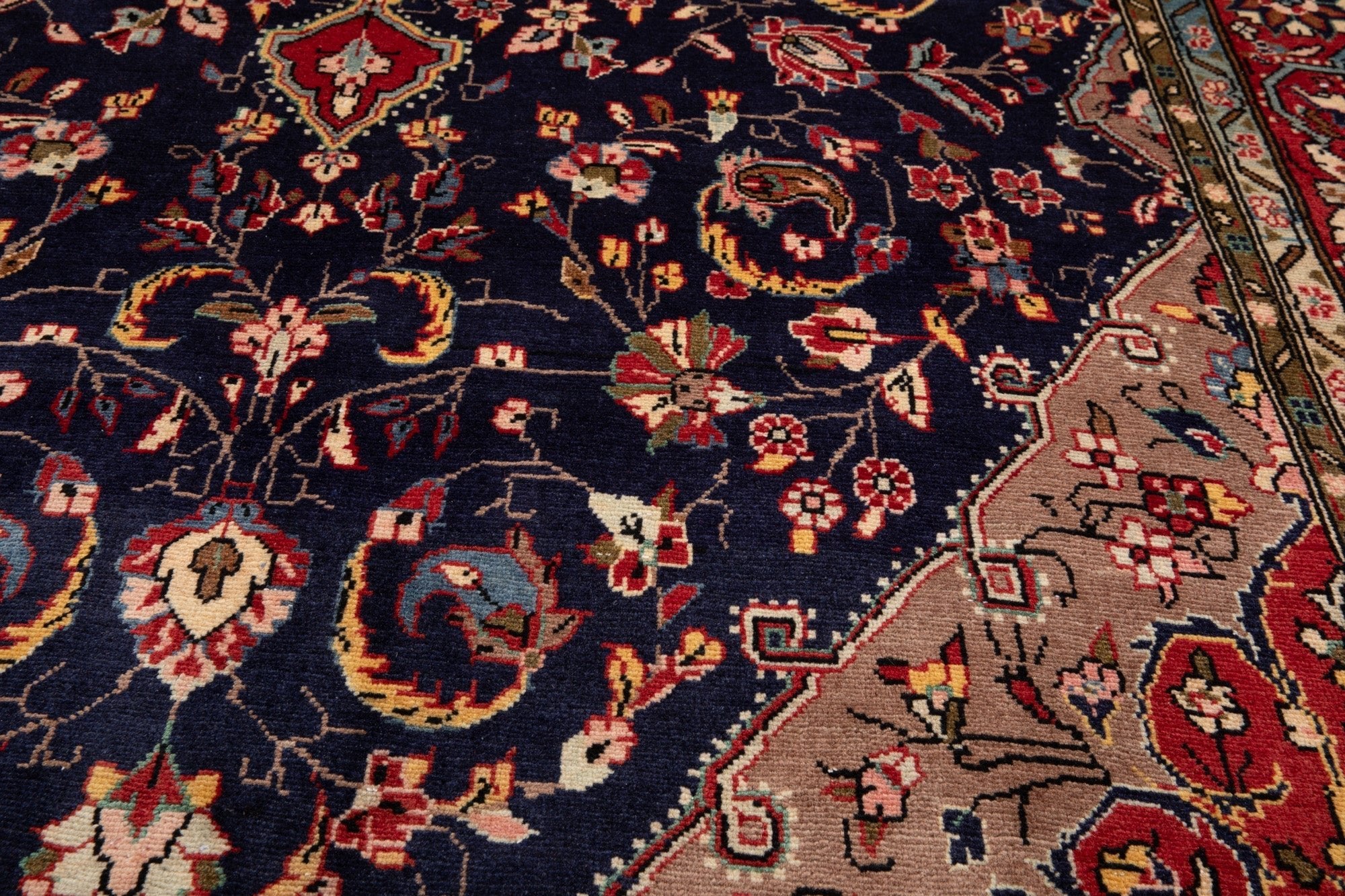 Hand-Knotted Vintage Wool Area Rug – 9' 9" x 5' 2" (298 x 158 cm) - Yasi & Fara