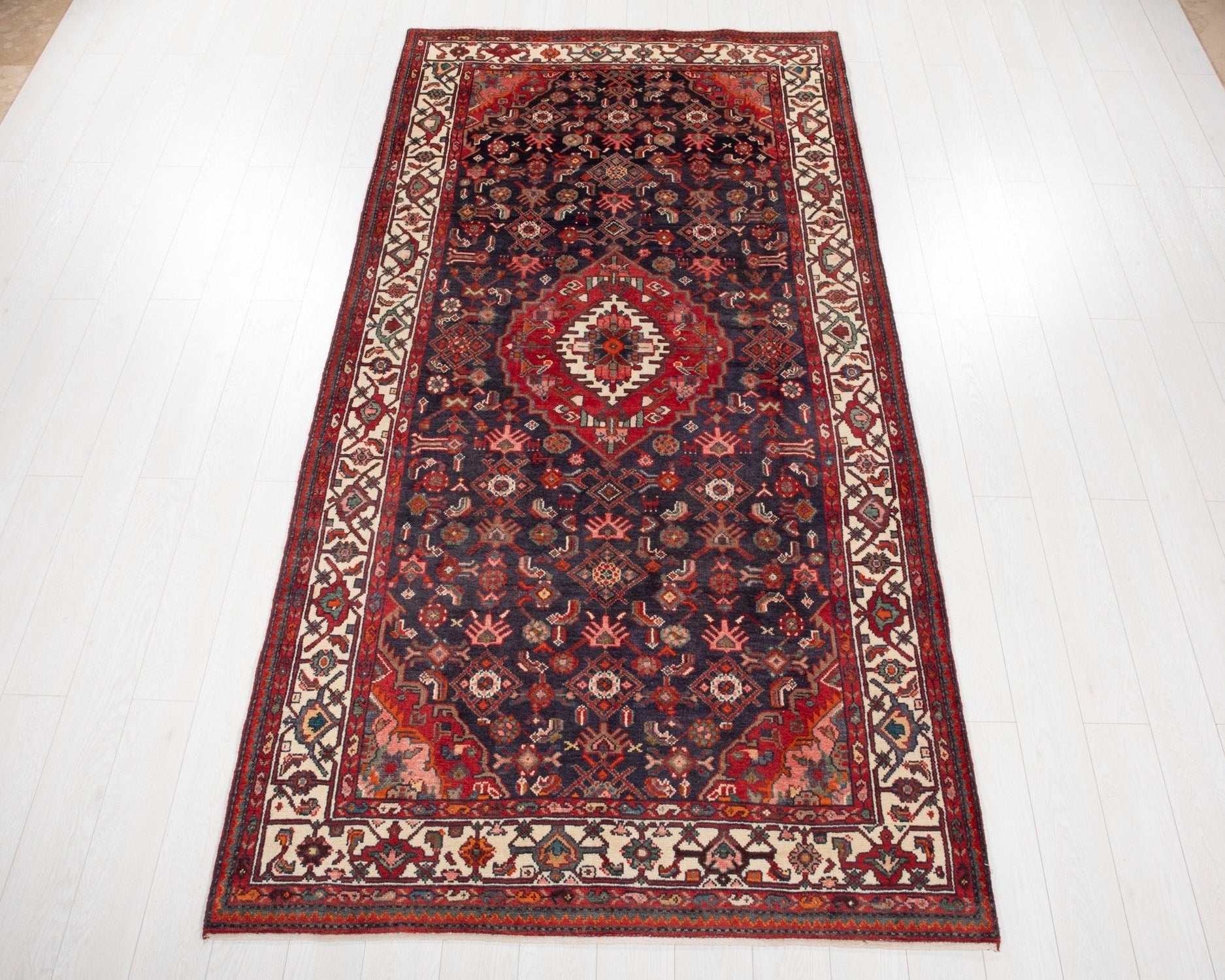 Hand-Knotted Vintage Wool Area Rug – 10' x 5' (305 × 151 cm) - Yasi & Fara