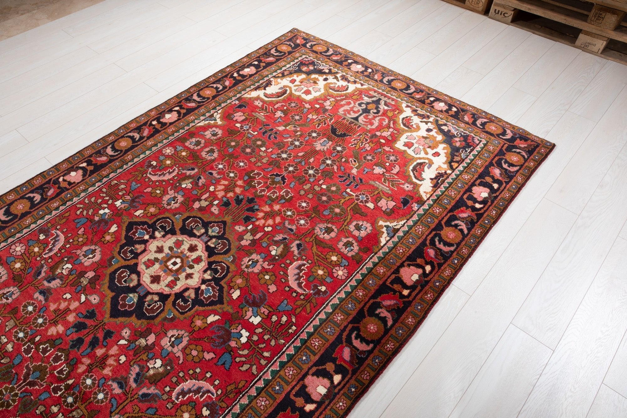 Hand-Knotted Vintage Wool Area Rug – 9' 8" x 5' 2" (294 × 158 cm) - Yasi & Fara