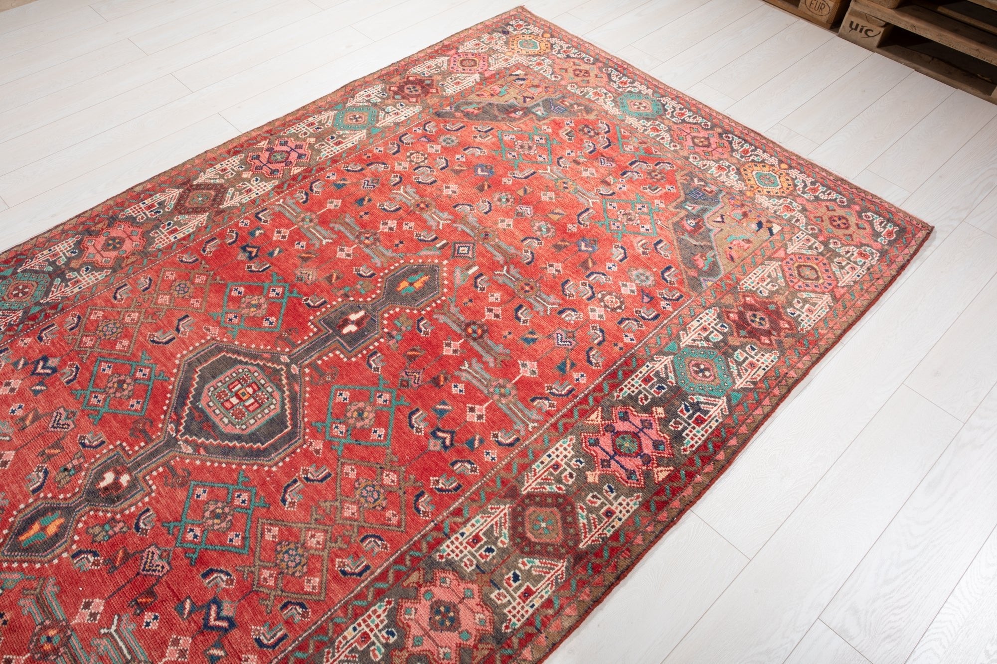 Hand-Knotted Vintage Wool Area Rug – 10' 2" x 5' 3" (310 × 160 cm) - Yasi & Fara