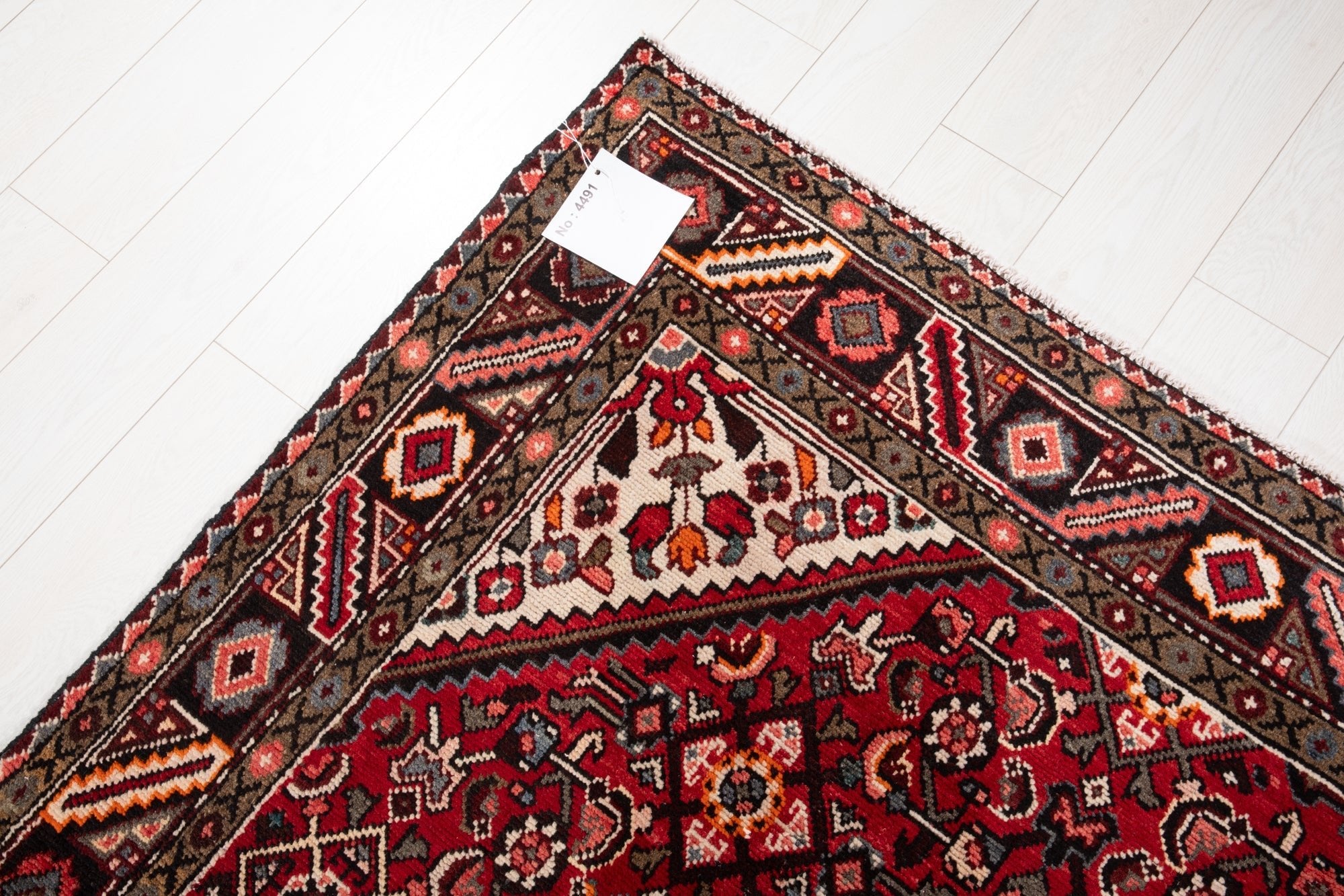Hand-Knotted Vintage Wool Area Rug – 10' 8" x 5' 2" (325 × 157 cm) - Yasi & Fara