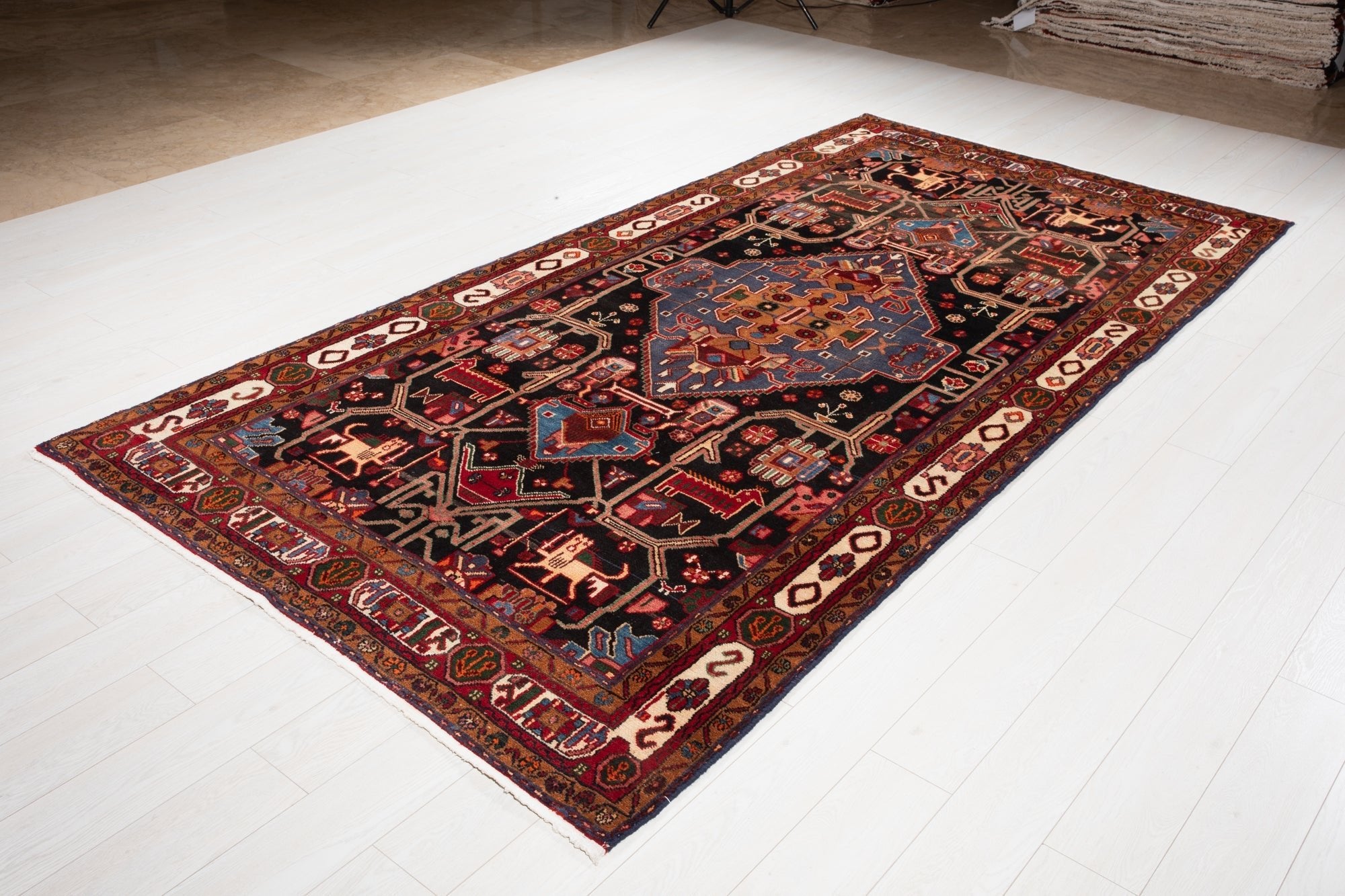 Hand-Knotted Vintage Wool Area Rug – 10' 4" x 5' 3" (315 × 160 cm) - Yasi & Fara