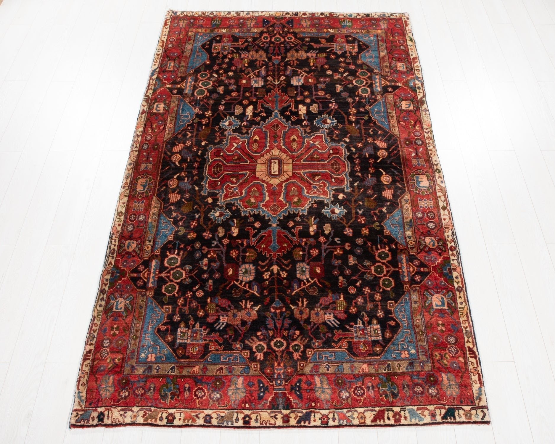 Hand-Knotted Vintage Wool Area Rug – 9' 2" x 5' 4" (279 × 162 cm) - Yasi & Fara