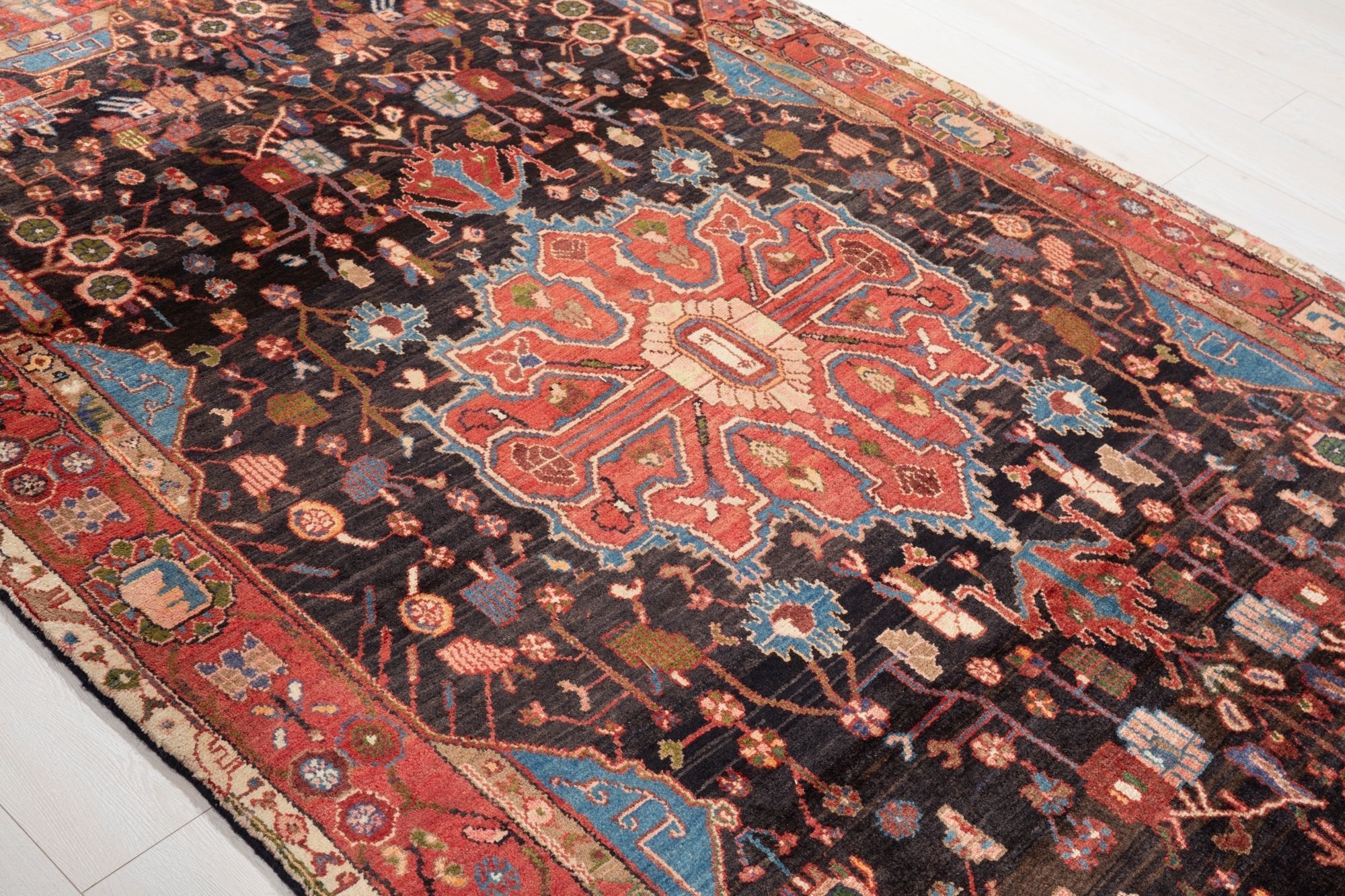Hand-Knotted Vintage Wool Area Rug – 9' 2" x 5' 4" (279 × 162 cm) - Yasi & Fara