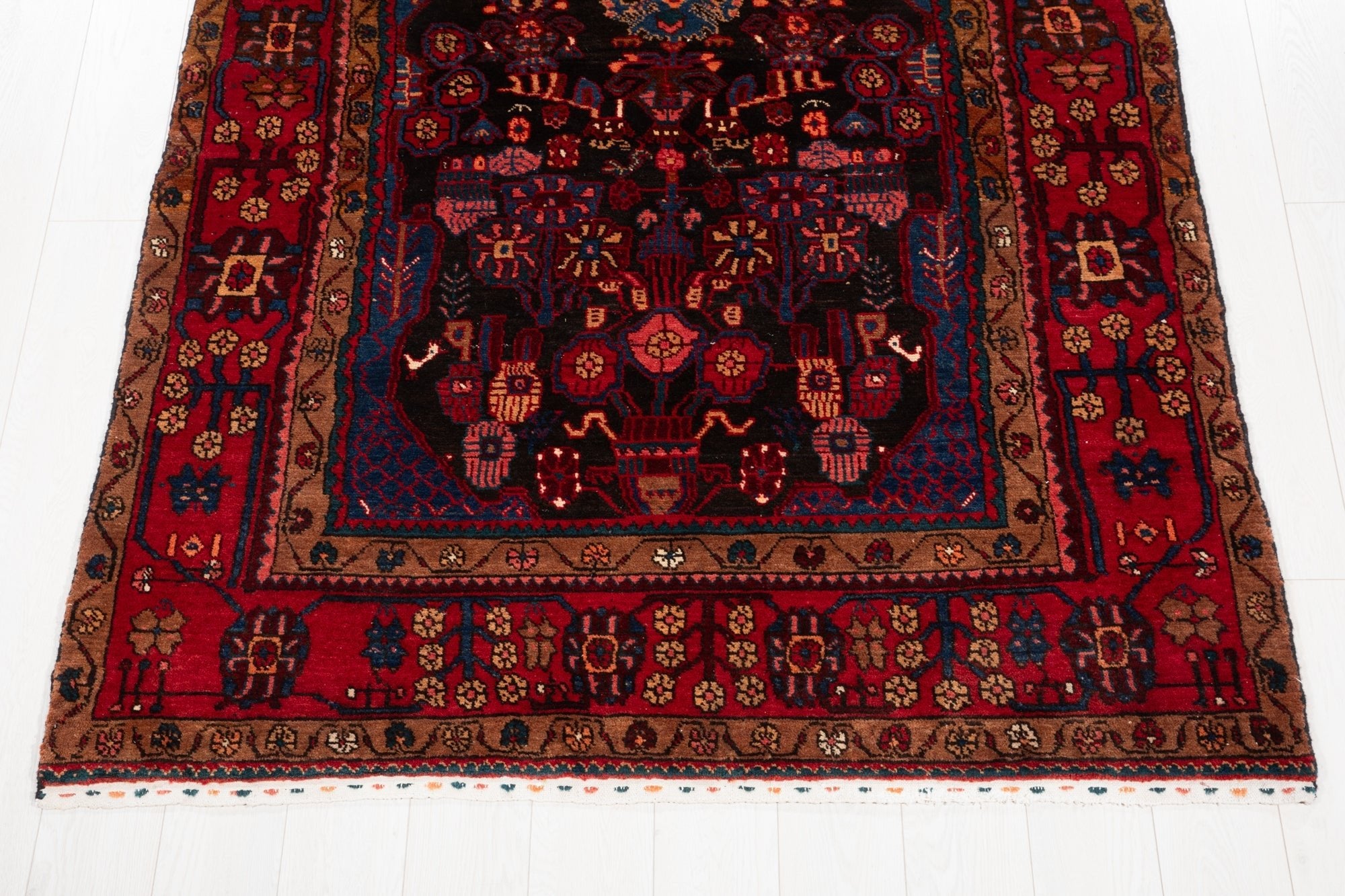 Hand-Knotted Vintage Wool Area Rug – 9' 8" x 4' 9" (296 × 146 cm) - Yasi & Fara