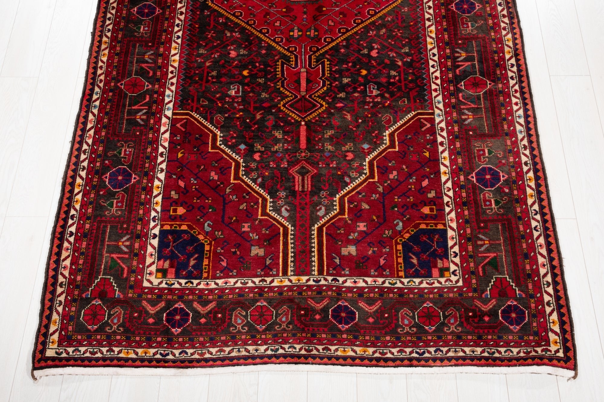 Hand-Knotted Vintage Wool Area Rug – 10' 6" x 5' 5" (320 × 164 cm) - Yasi & Fara