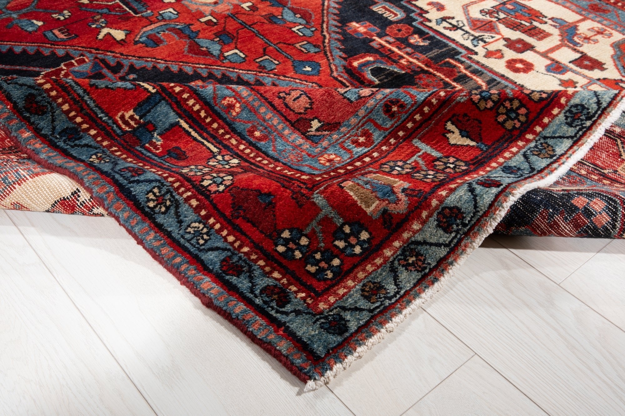 Hand-Knotted Vintage Wool Area Rug – 8' 6" x 5' 4" (258 × 163 cm) - Yasi & Fara