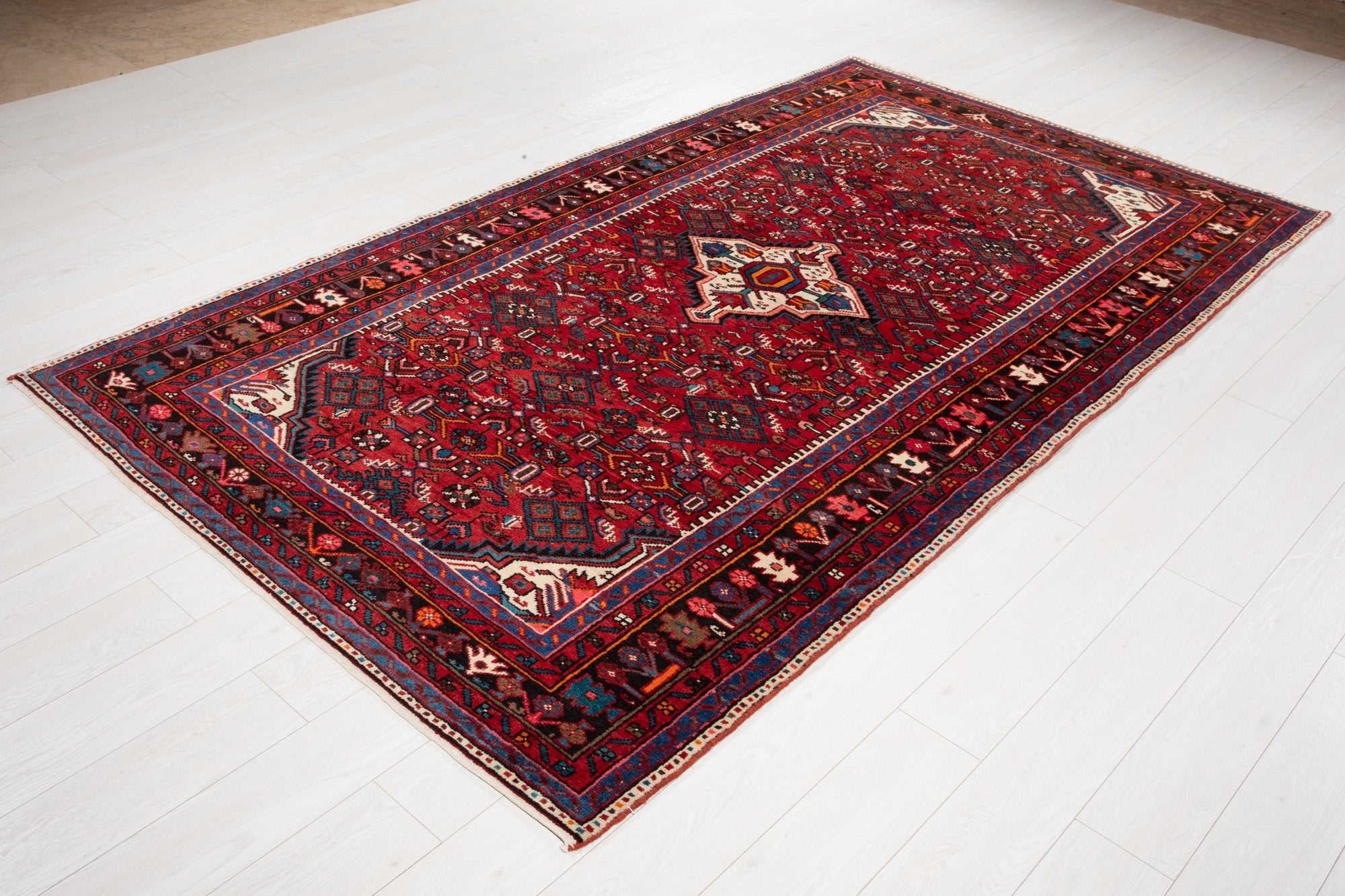 Hand-Knotted Vintage Wool Area Rug – 9' 2" x 5' 2" (278 x 157 cm) - Yasi & Fara