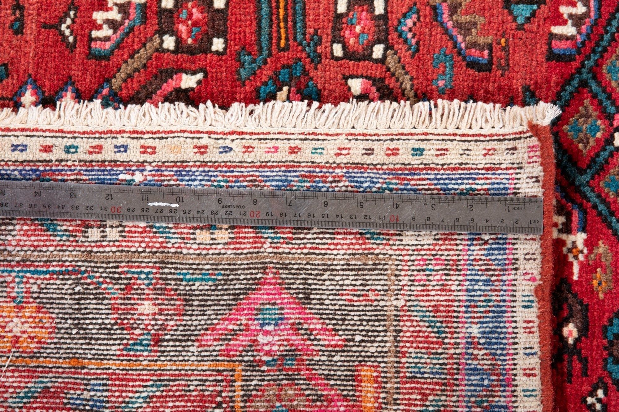 Hand-Knotted Vintage Wool Area Rug – 9' 2" x 5' 2" (278 x 157 cm) - Yasi & Fara