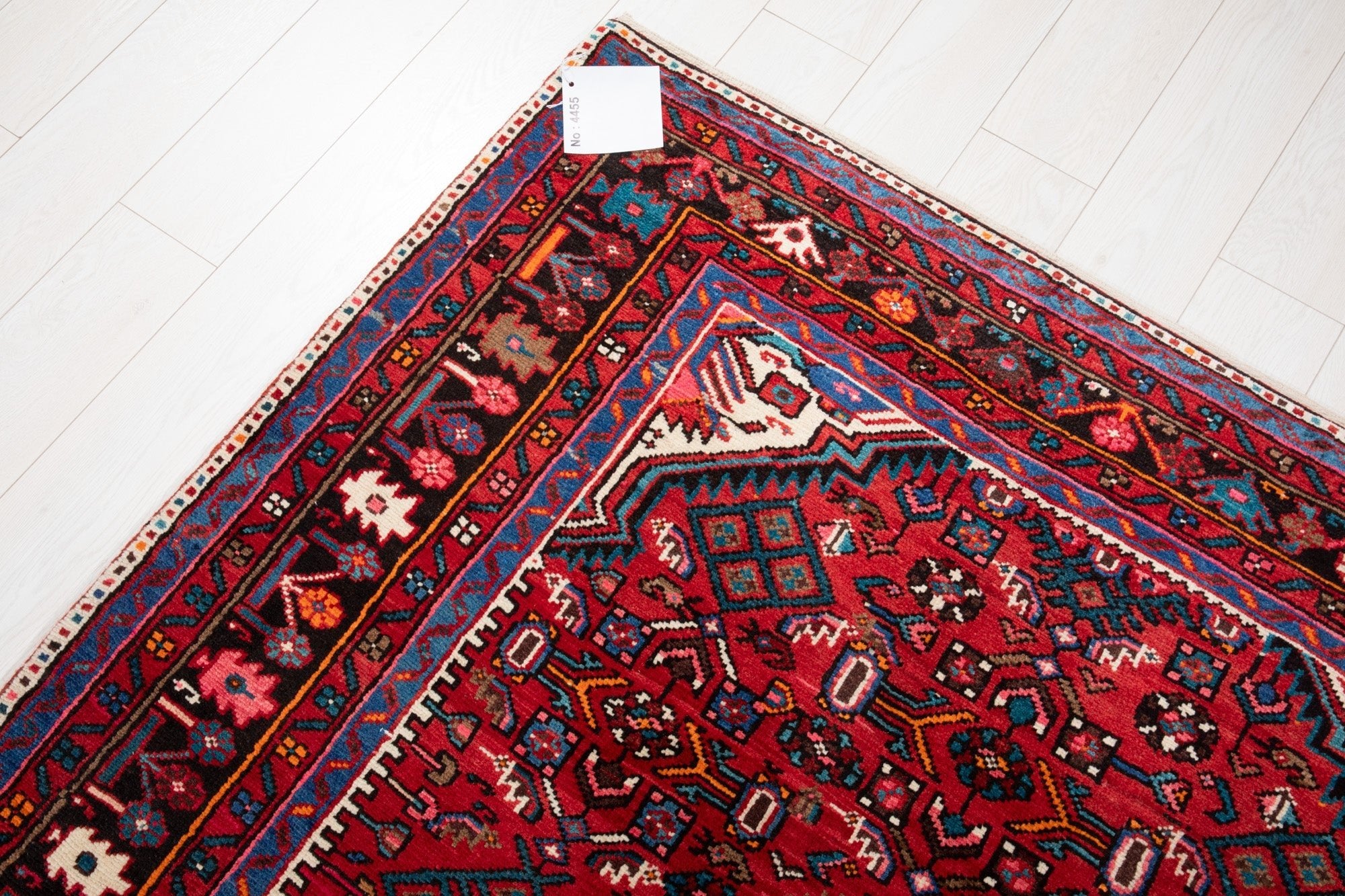 Hand-Knotted Vintage Wool Area Rug – 9' 2" x 5' 2" (278 x 157 cm) - Yasi & Fara