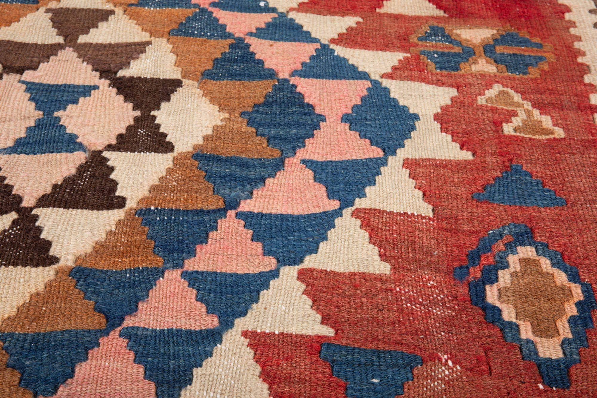 Handwoven Vintage Wool Kilim Rug – 10' 1" x 4' 8" (307 × 143 cm) - Yasi & Fara