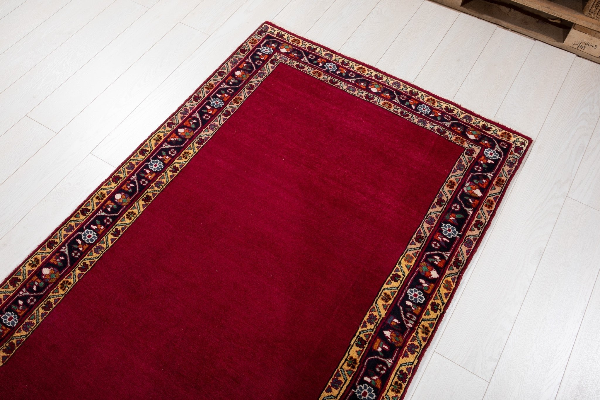 Hand-Knotted Vintage Wool Runner Rug – 13' 10" x 3' 5" (422 x 105 cm) - Yasi & Fara