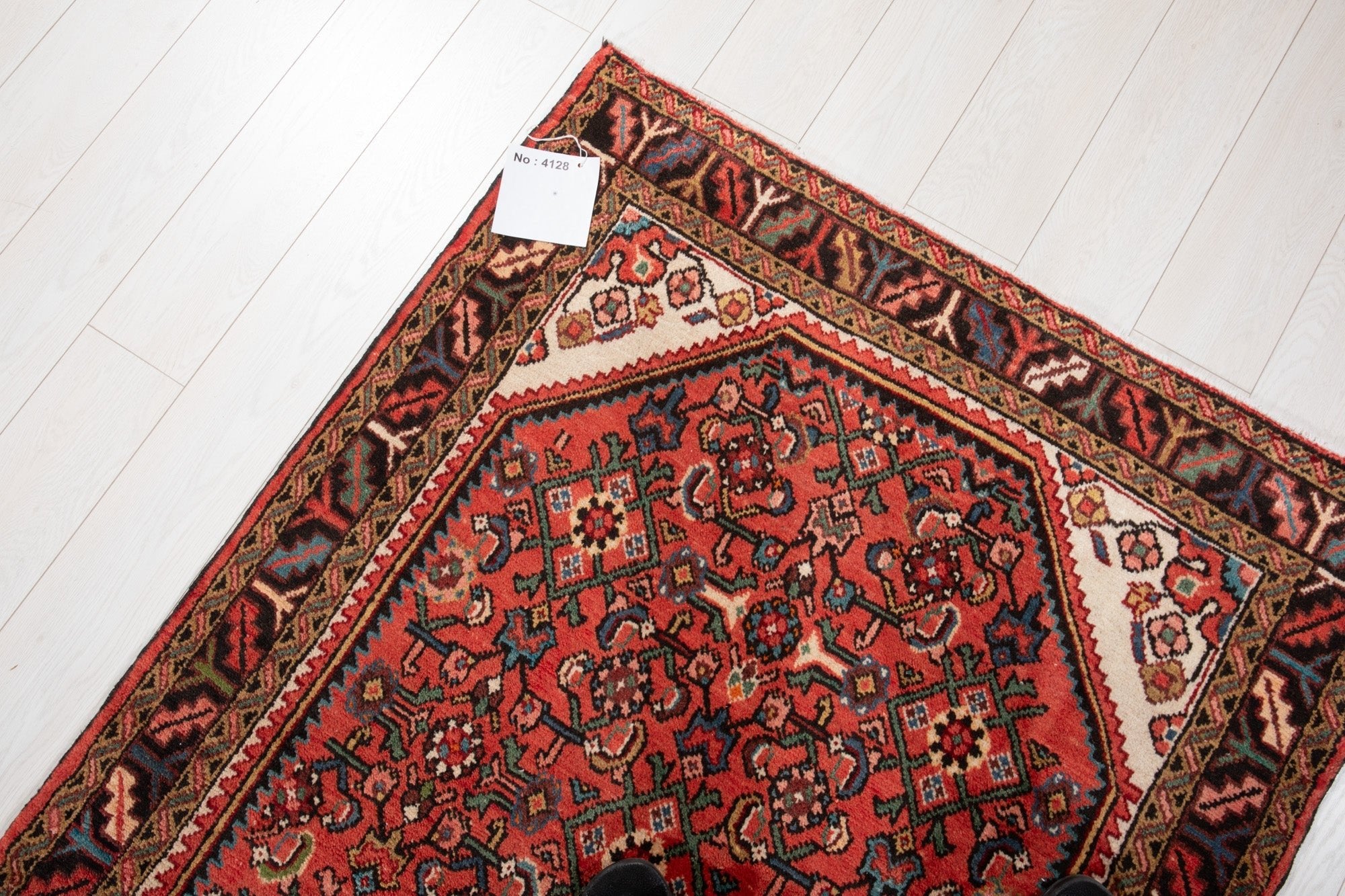 Hand-Knotted Vintage Wool Runner Rug – 10' 3" x 3' 7" (312 x 110 cm) - Yasi & Fara