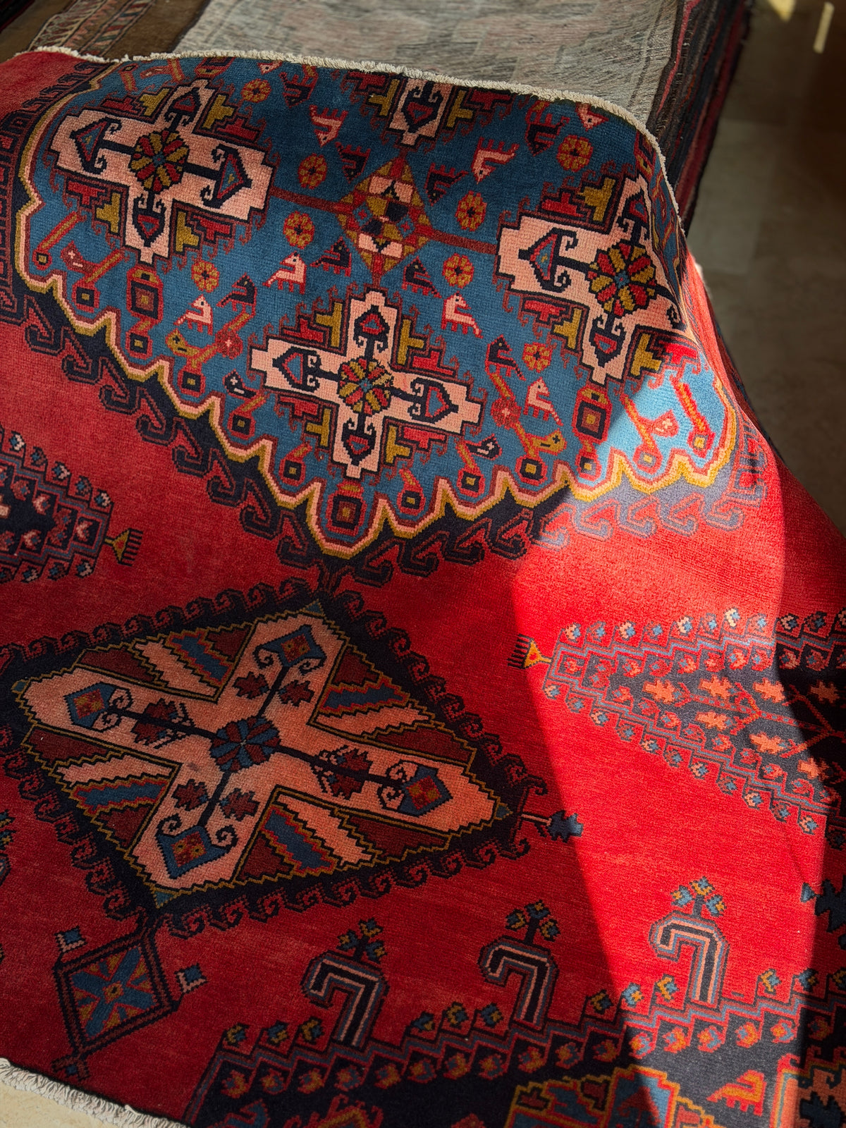 Vintage Red & Blue Geometric Medallion Wool Rug – 5' 0" x 5' 4" (152 x 162 cm)