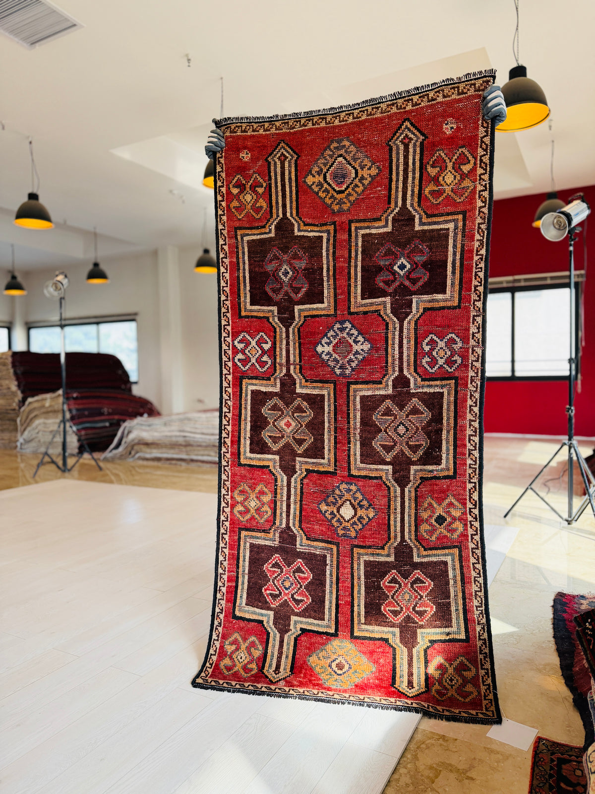 Antique Red Hand-Knotted Wool Rug – 6' 5" x 2' 11" (195 x 90 cm)