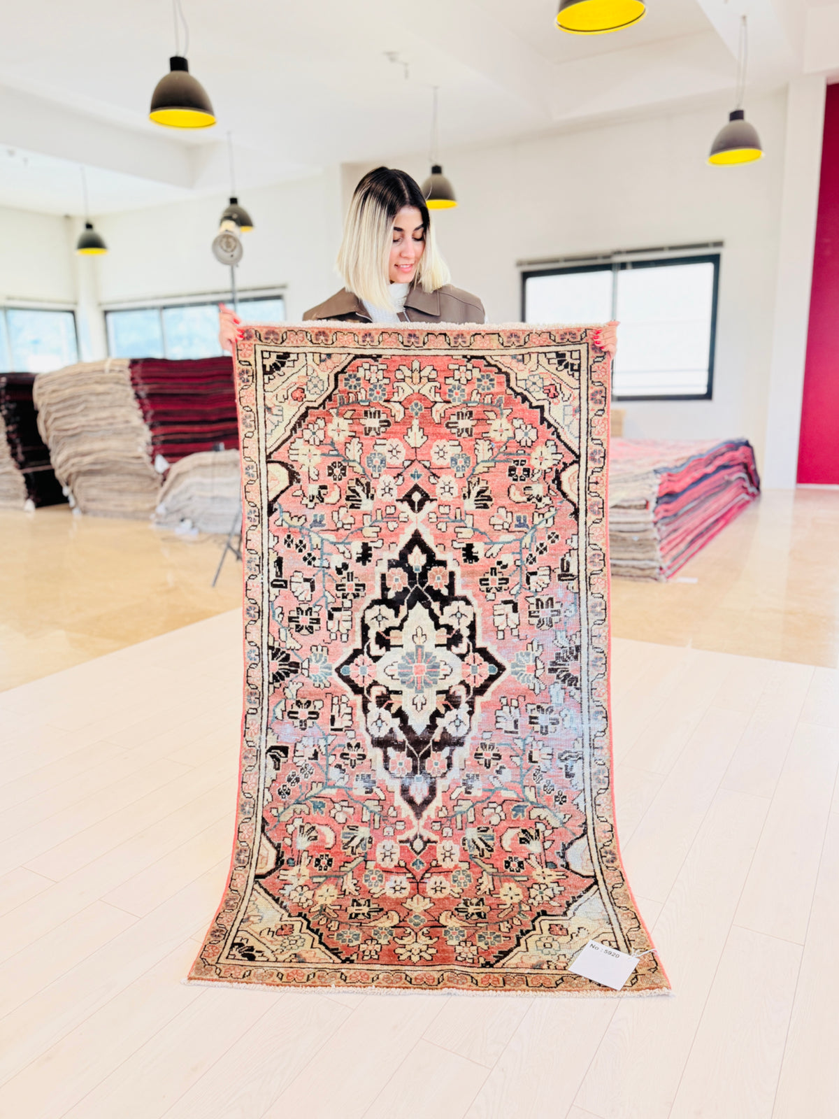 Small Antique Rust Red Rug – 5' 7" x 3' 1" (171 x 93 cm)