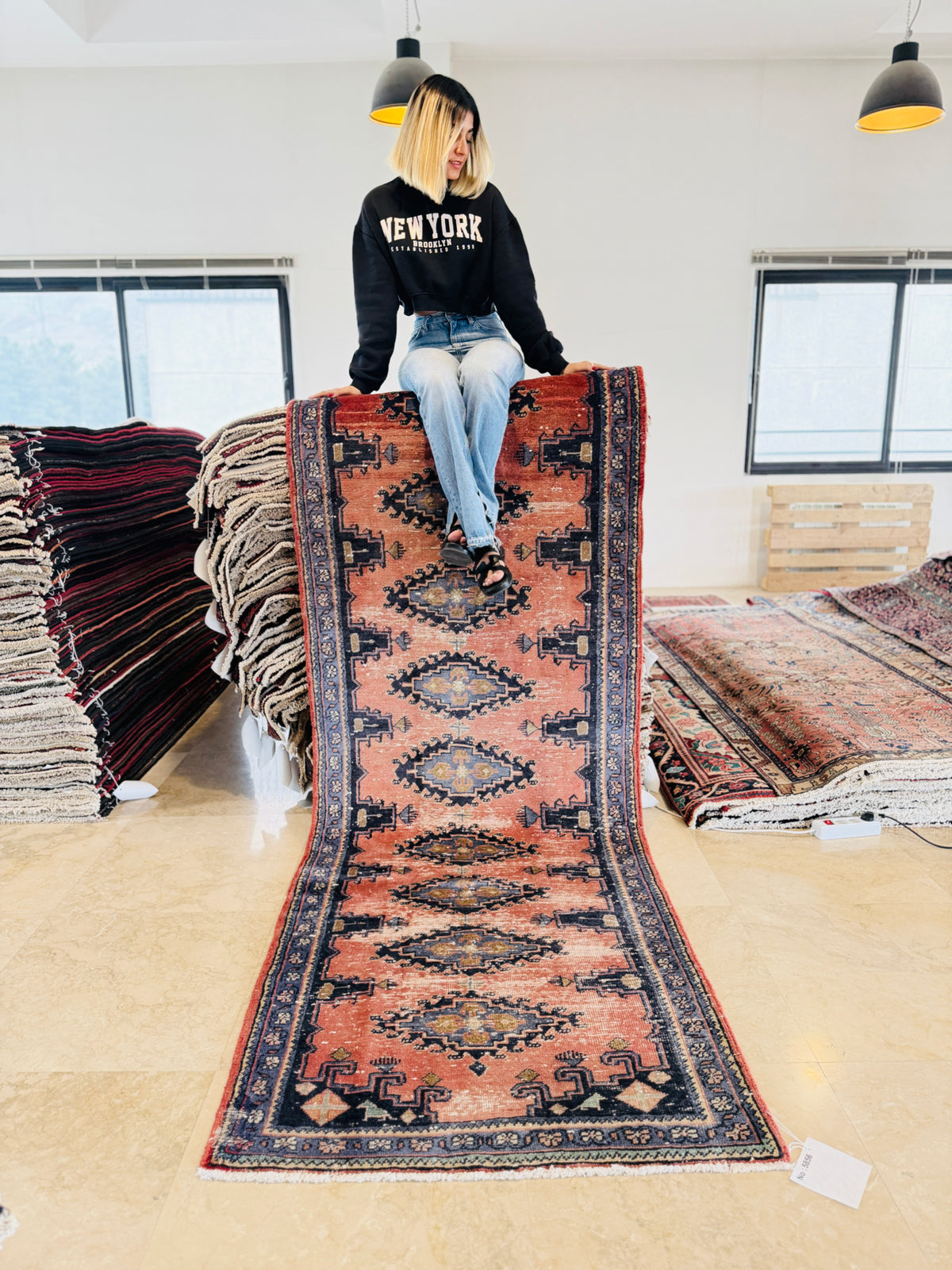 Antique Orange-Red Geometric Runner Rug – 9' 9" x 3' 5" (298 x 103 cm)