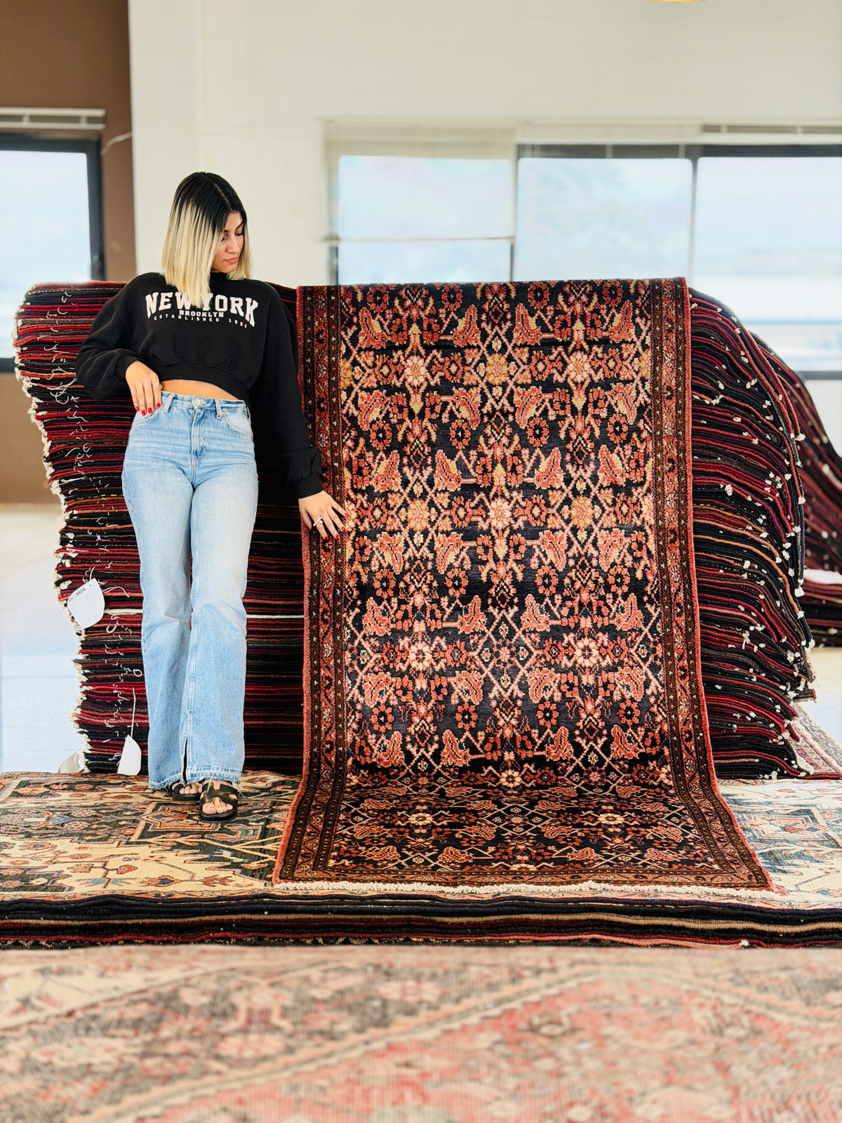 Antique Deep Navy Blue & Red Geometric Runner Rug – 9' 9" x 3' 7" (297 x 110 cm)