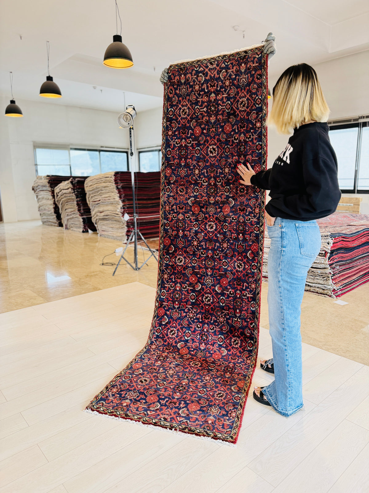 Antique Navy Blue Geometric Runner Rug – 9' 1" x 2' 7" (278 x 79 cm)