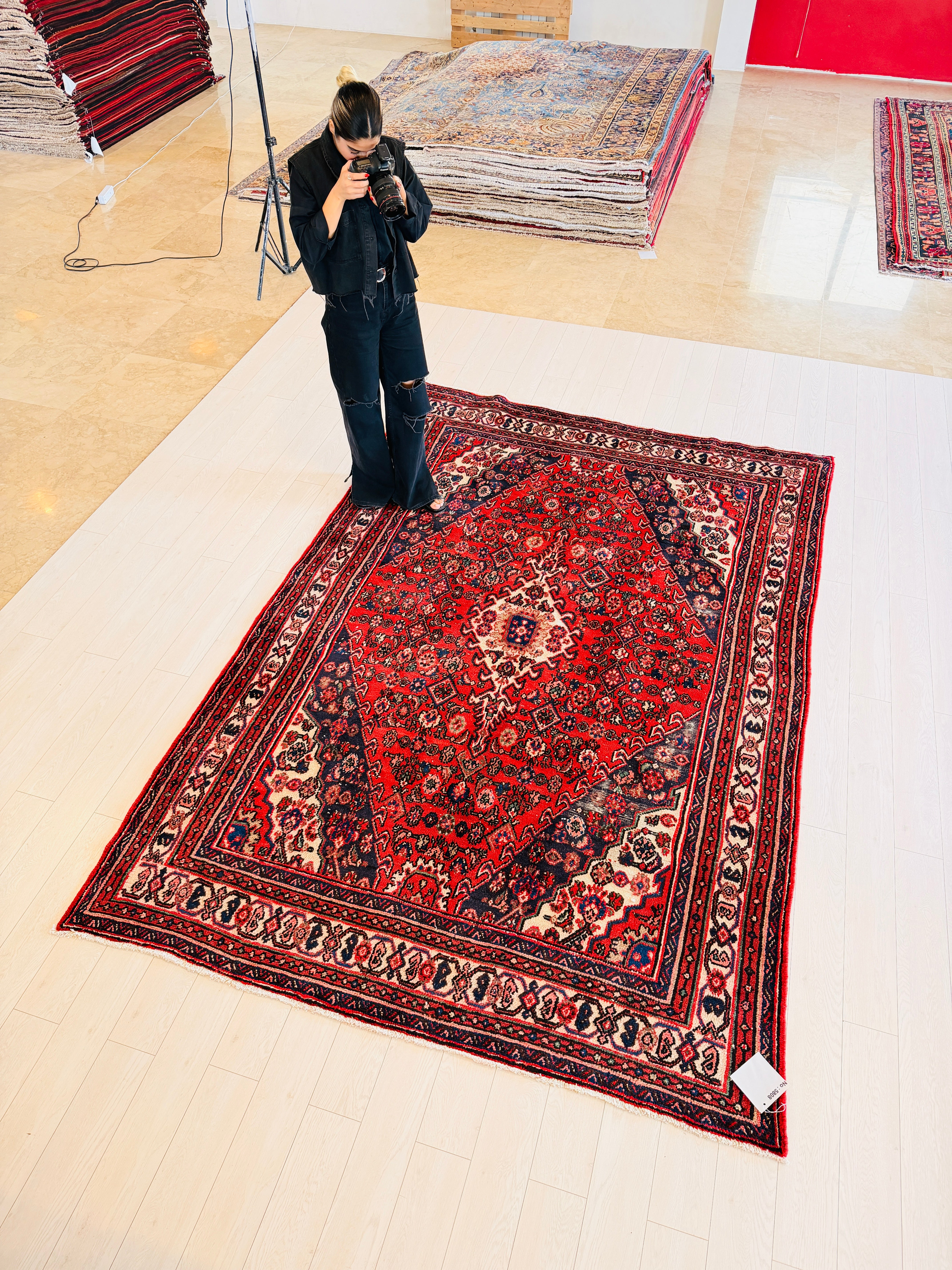 Vintage Red Geometric Rug – 10' 2" x 6' 10" (309 x 208 cm)