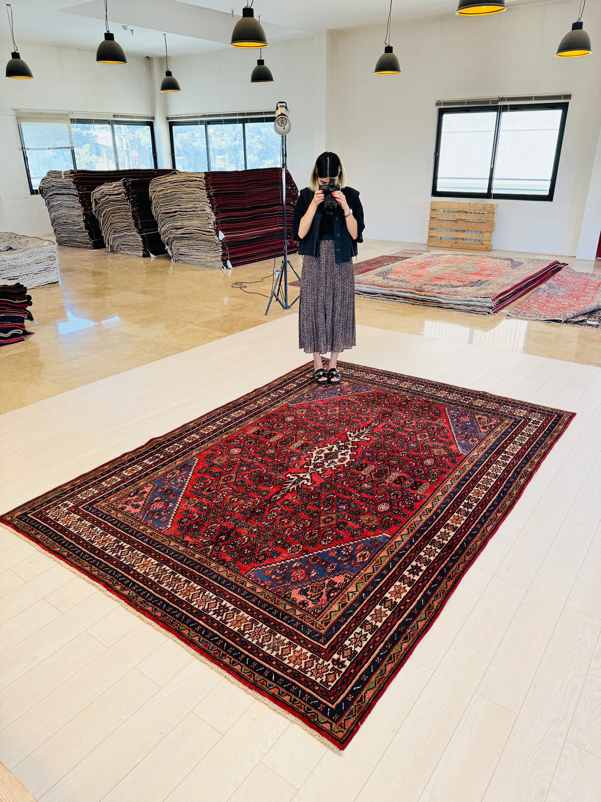 Vintage Red and navy Geometric Rug – 9' 9" x 6' 10" (297 x 209 cm)