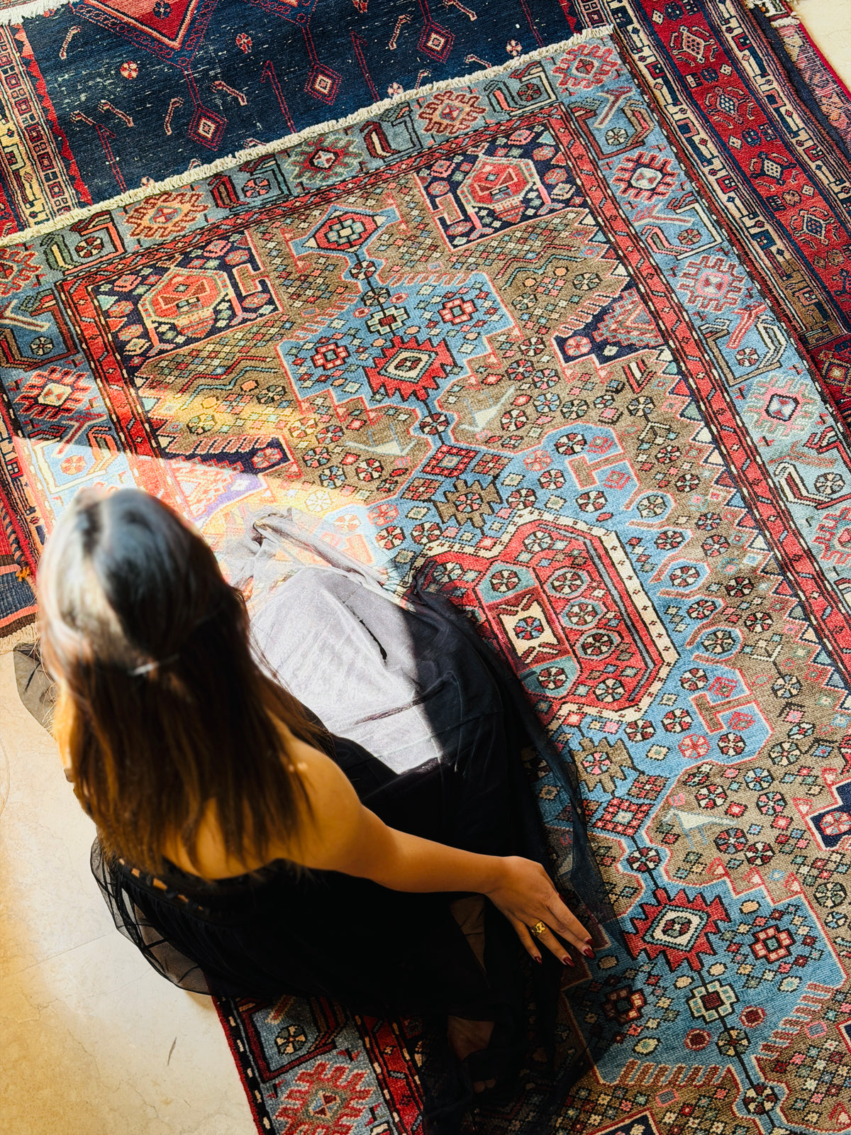 Collectible Vintage Brown, Turquoise Blue Central Medallion Area Rug – 6' 7" x 4' 0" (201 x 121 cm)
